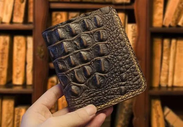 Japanese Brand × Leather Handmade Crocodile Pattern Short Wallet Size ONE SIZE - 1 Thumbnail