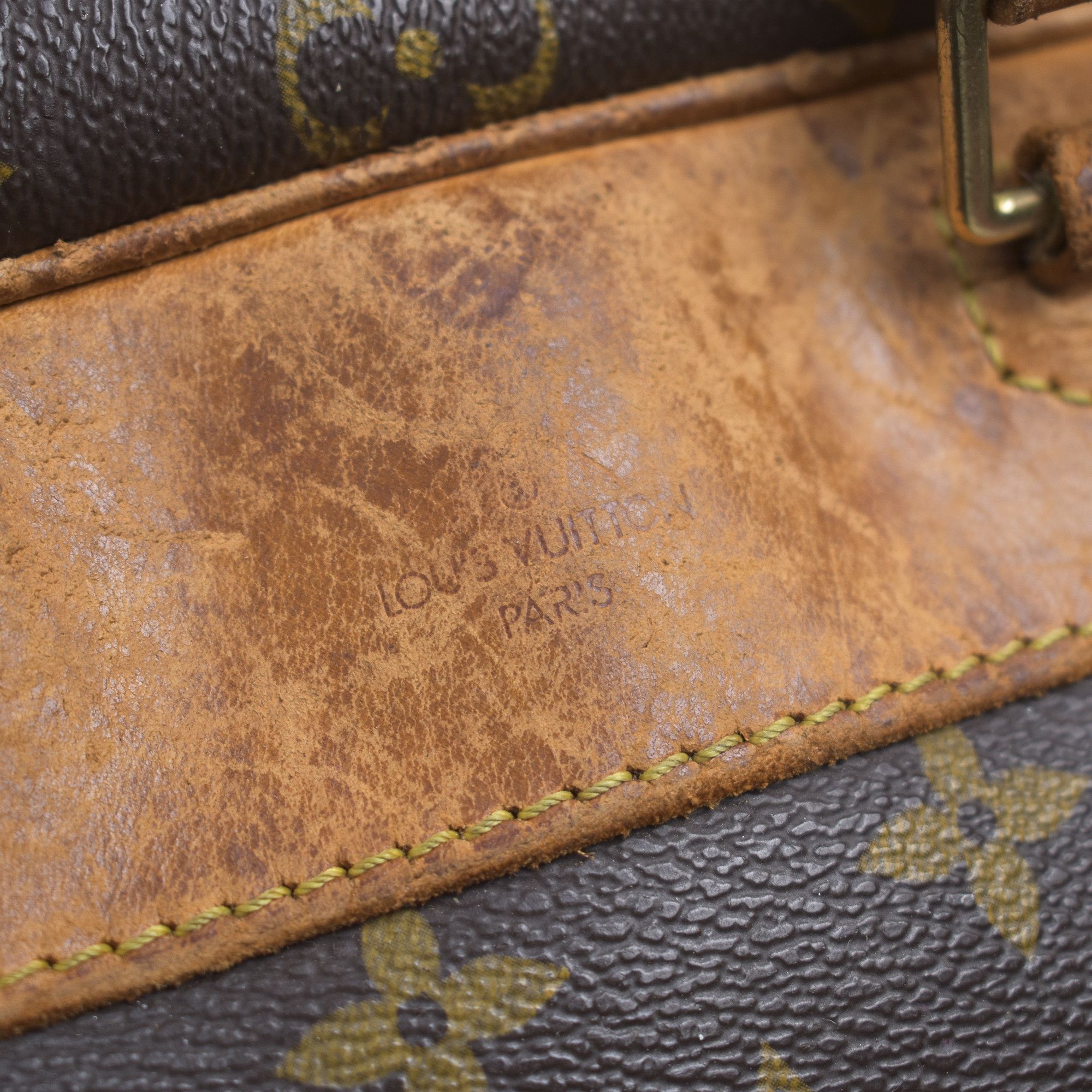 Louis Vuitton LOUIS VUITTON MONOGRAM DEAUVILLE LEATHER BAG Size ONE SIZE - 3 Thumbnail