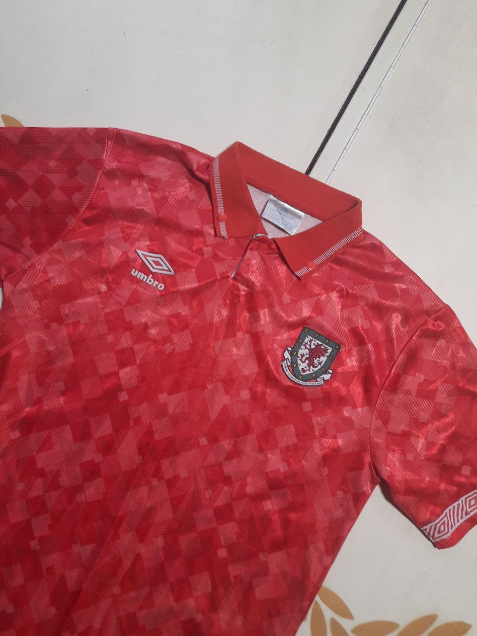 Umbro × Vintage Umbro Wales Jersey 1990-1992 Size US XL / EU 56 / 4 - 6 Thumbnail