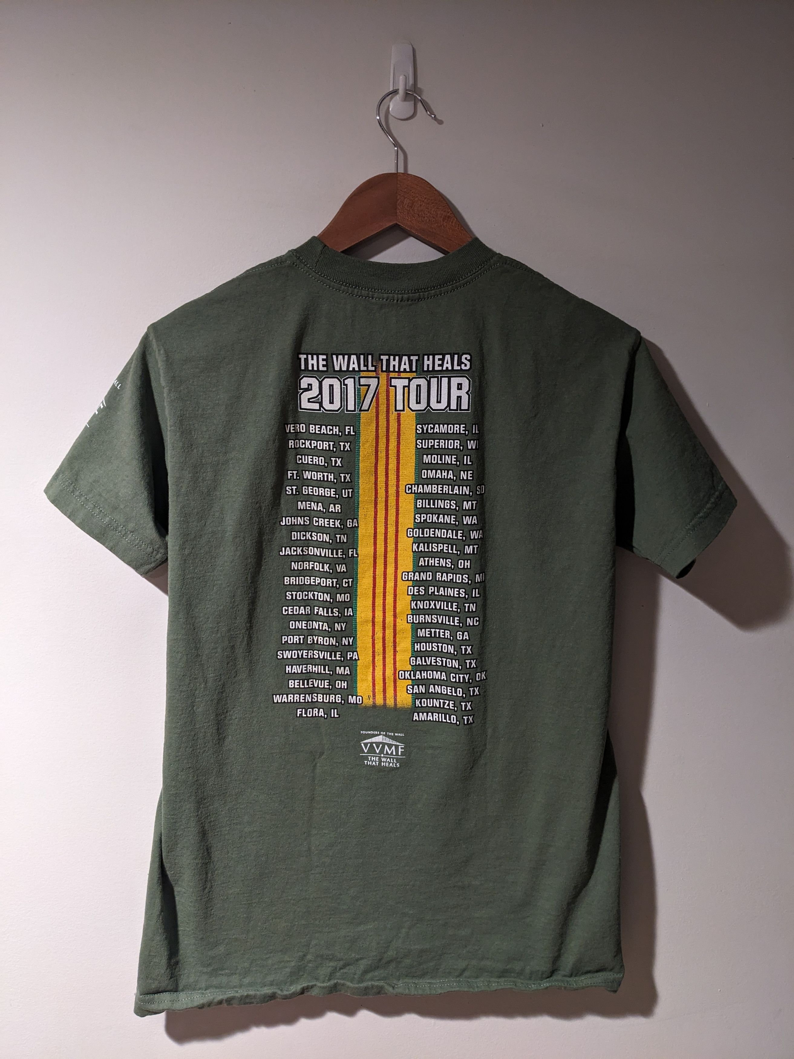 Gildan × Vintage Vintage Bringing the Wall Home Vietnam Veterans T-Shirt Size US S / EU 44-46 / 1 - 6 Thumbnail