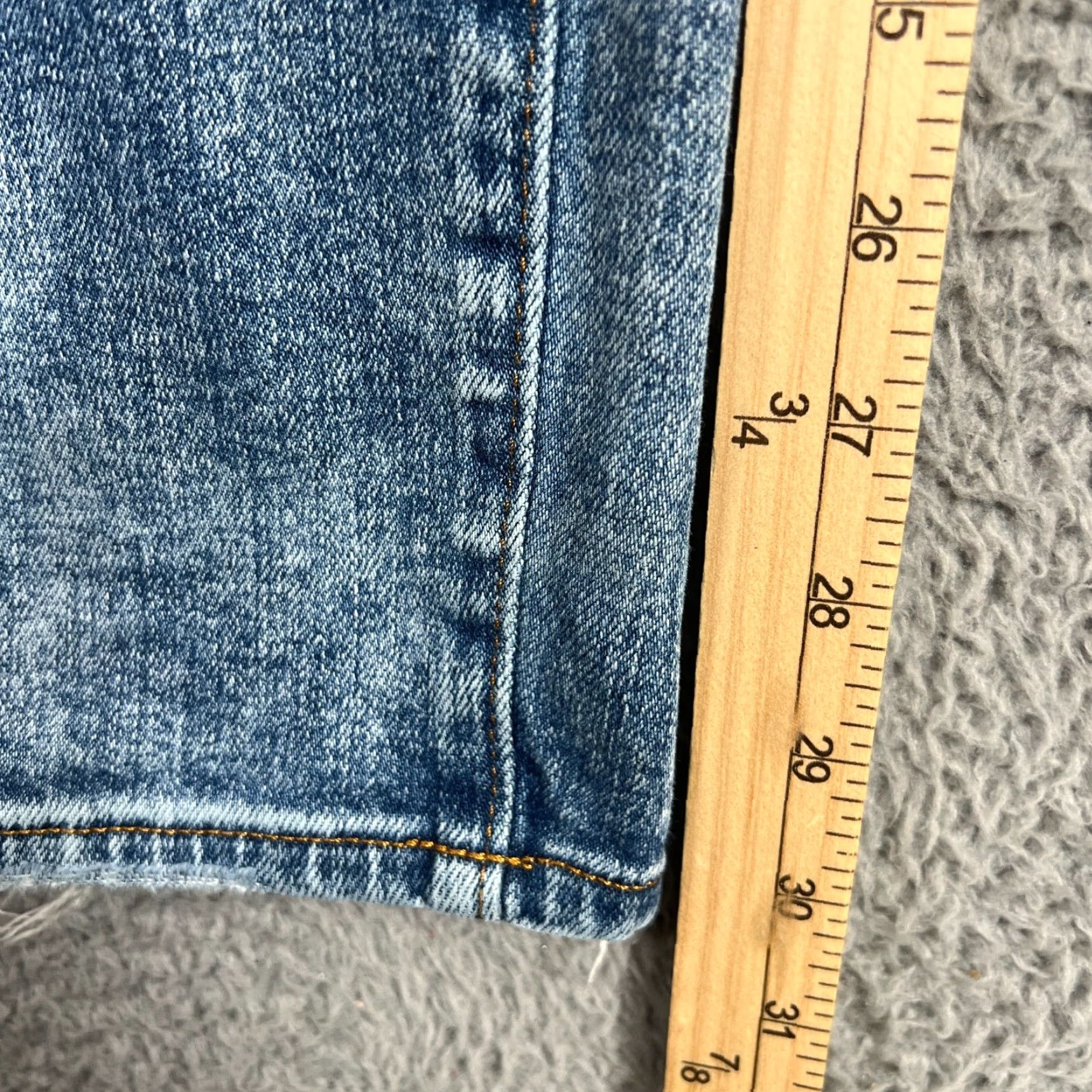 American Eagle Outfitters VINTAGE American Eagle Jeans Mens 29x30 Skinny Light Blue Acid Wash Distressed Thrashed Size US 29 - 2 Thumbnail
