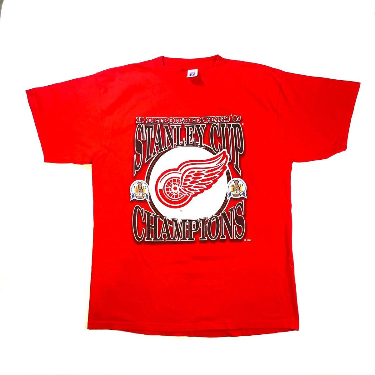 Vintage 1997 Detroit Red Wings Stanley Cup Champions T-Shirt Size US XL / EU 56 / 4 - 1 Thumbnail