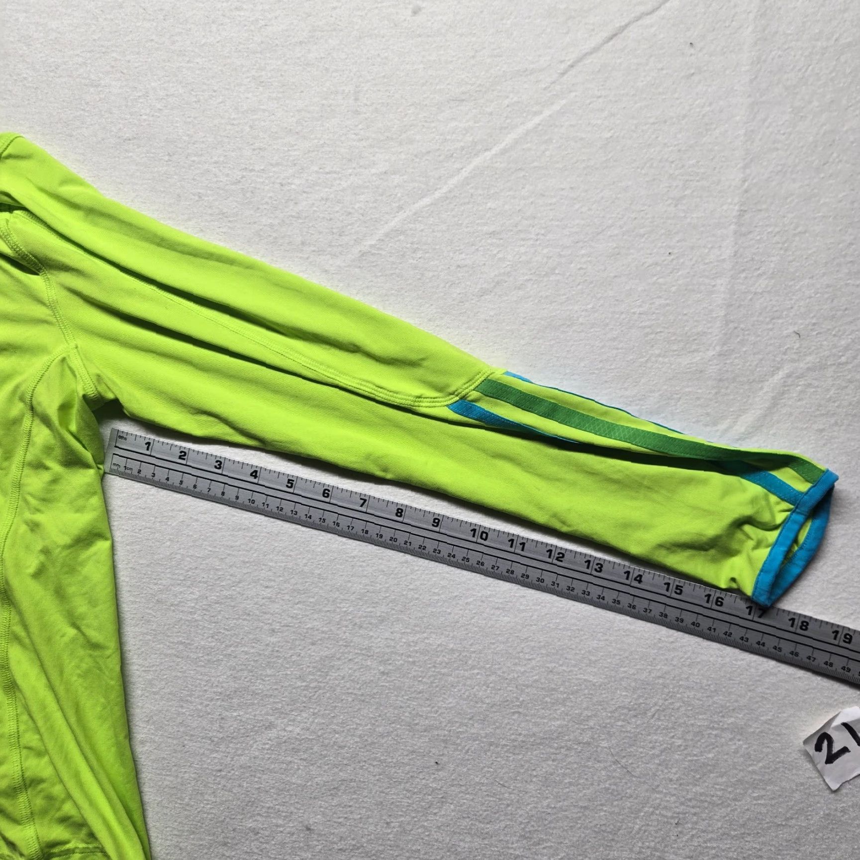 Adidas adidas Marathon 10 Climalite Green Lightweight Sweatshirt Women's Size S Small Shirt Climalite Running & Jogging Womens Green 90s? Size S / US 4 / IT 40 - 5 Thumbnail