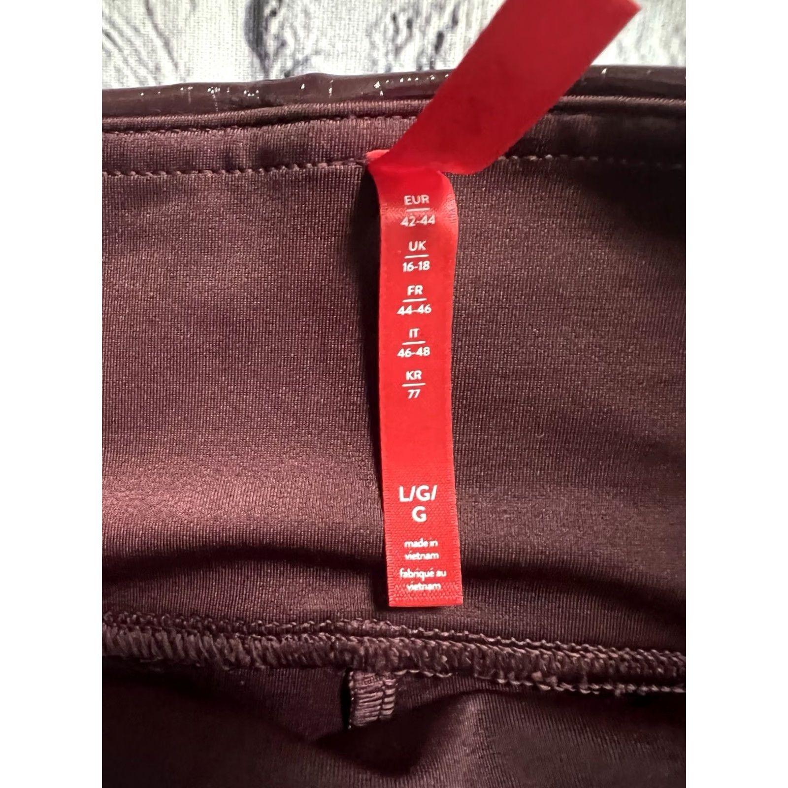 Spanx Spanx Womens Ruby Faux Patent Leather Leggings High Rise L 20301R Red Shiny Going Out Womens Leggings Size 36" / US 14 / IT 50 - 6 Thumbnail