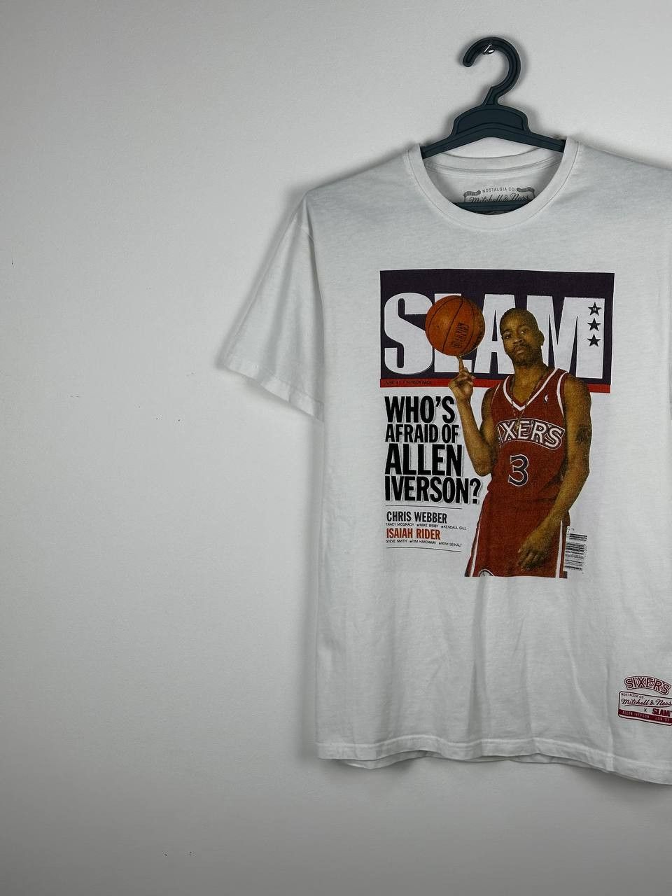 Mitchell & Ness × NBA Mitchell Ness Allen Iverson Slam Cover T Shirt Size US L / EU 52-54 / 3 - 2 Thumbnail