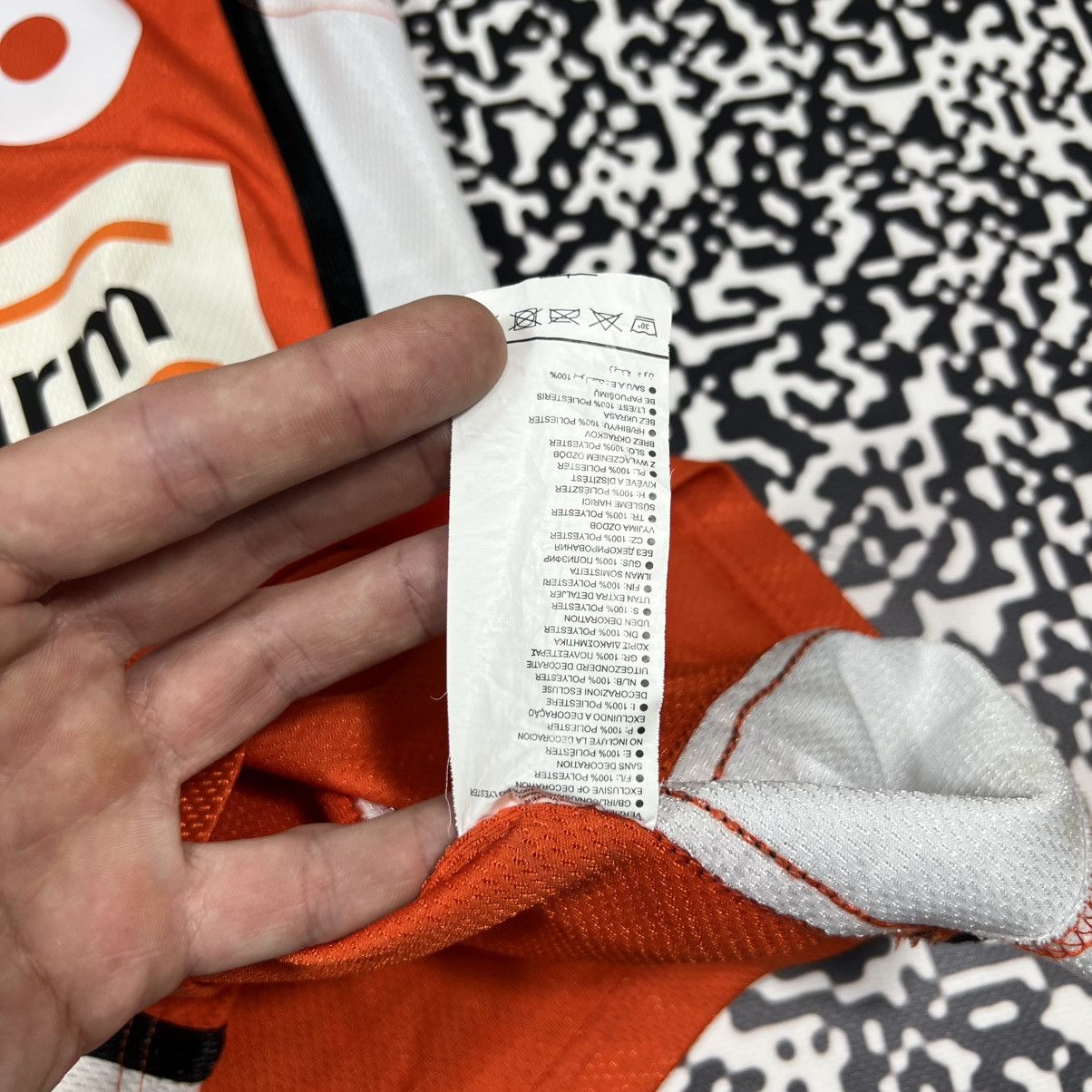 K1X Ratiopharm Ulm Per Gunther Signed Team Basketball Jersey Size US XS / EU 42 / 0 - 17 Thumbnail