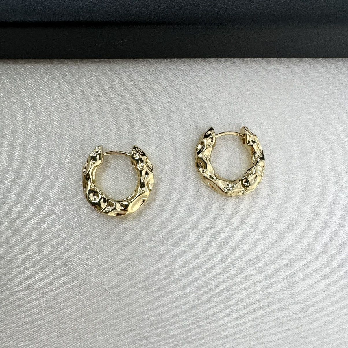 Designer Irregular Small Gold Hoop Earrings for Women Size ONE SIZE - 1 Thumbnail