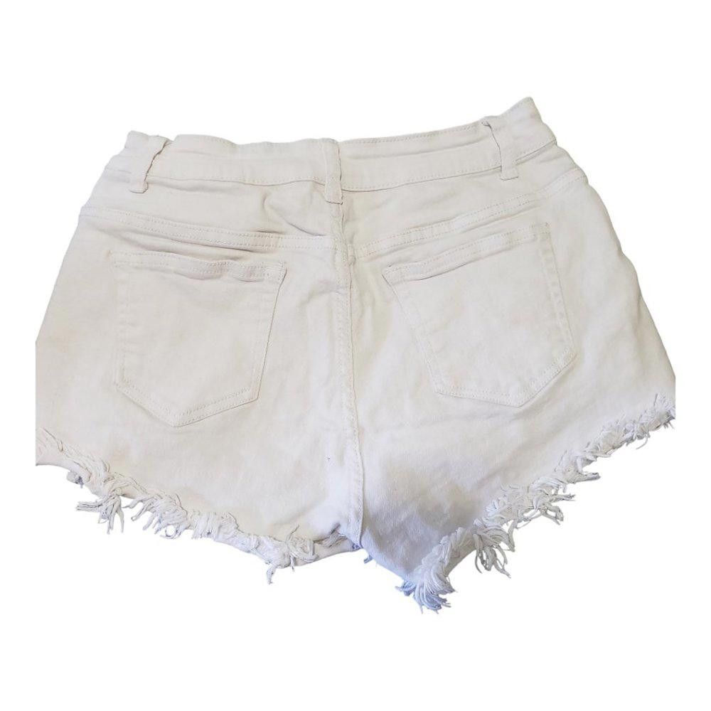 Designer CT119 White Denim Distressed Girls Shorts Medium Size US 26 / EU 42 - 2 Thumbnail