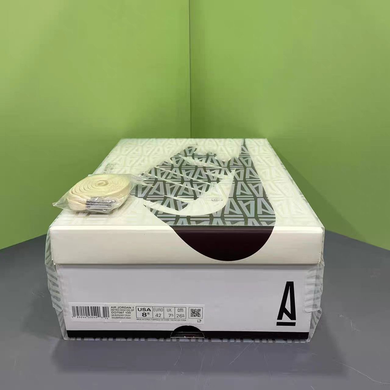 Jordan Brand A Ma Maniére x Air Jordan 1 Snakeskin Sneakers K15 Size US 9 / EU 42 - 9 Thumbnail