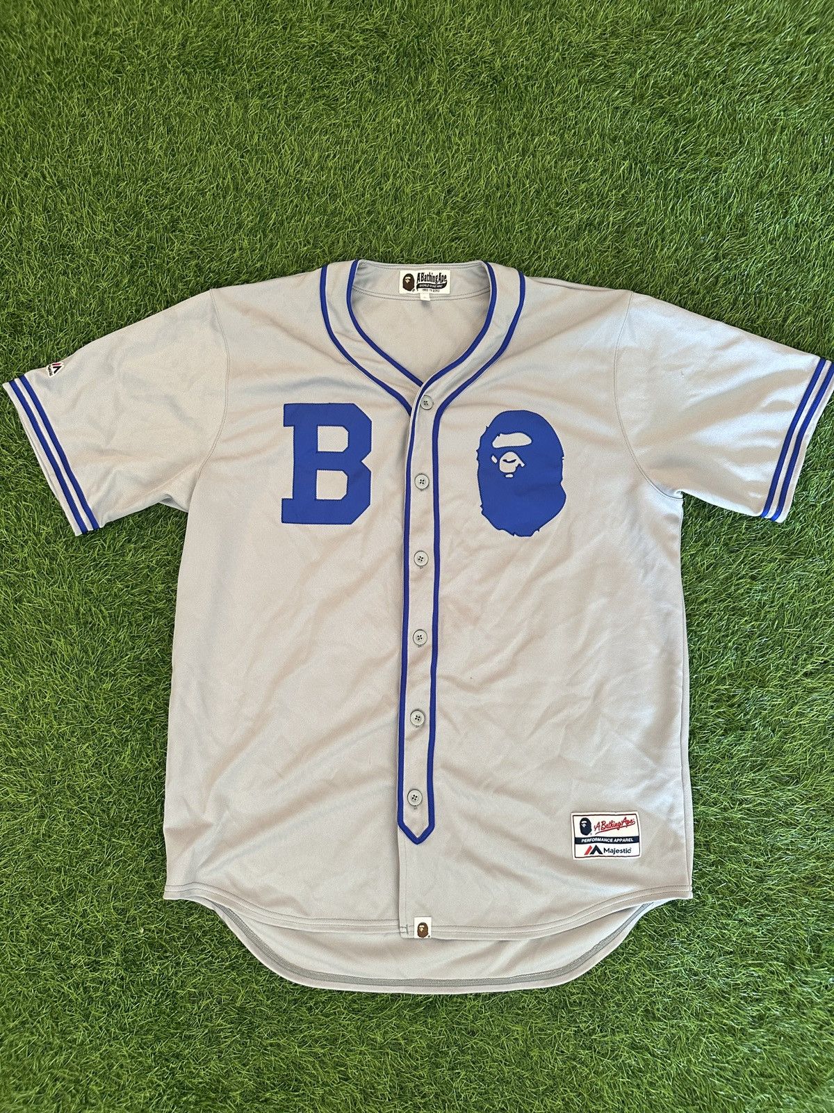Bape Bape majestic by a bathing ape baseball jersey size large Size US L / EU 52-54 / 3 - 1 Thumbnail