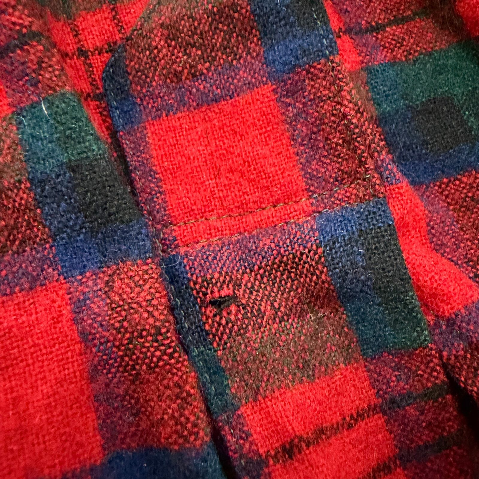 Pendleton Vintage Pendleton Wool Flannel Shirt Men's Large Red Tartan Size US L / EU 52-54 / 3 - 6 Thumbnail