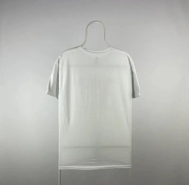 Band Tees Hanes cayman island T-shirt movie size L white vintage Size US L / EU 52-54 / 3 - 2 Thumbnail