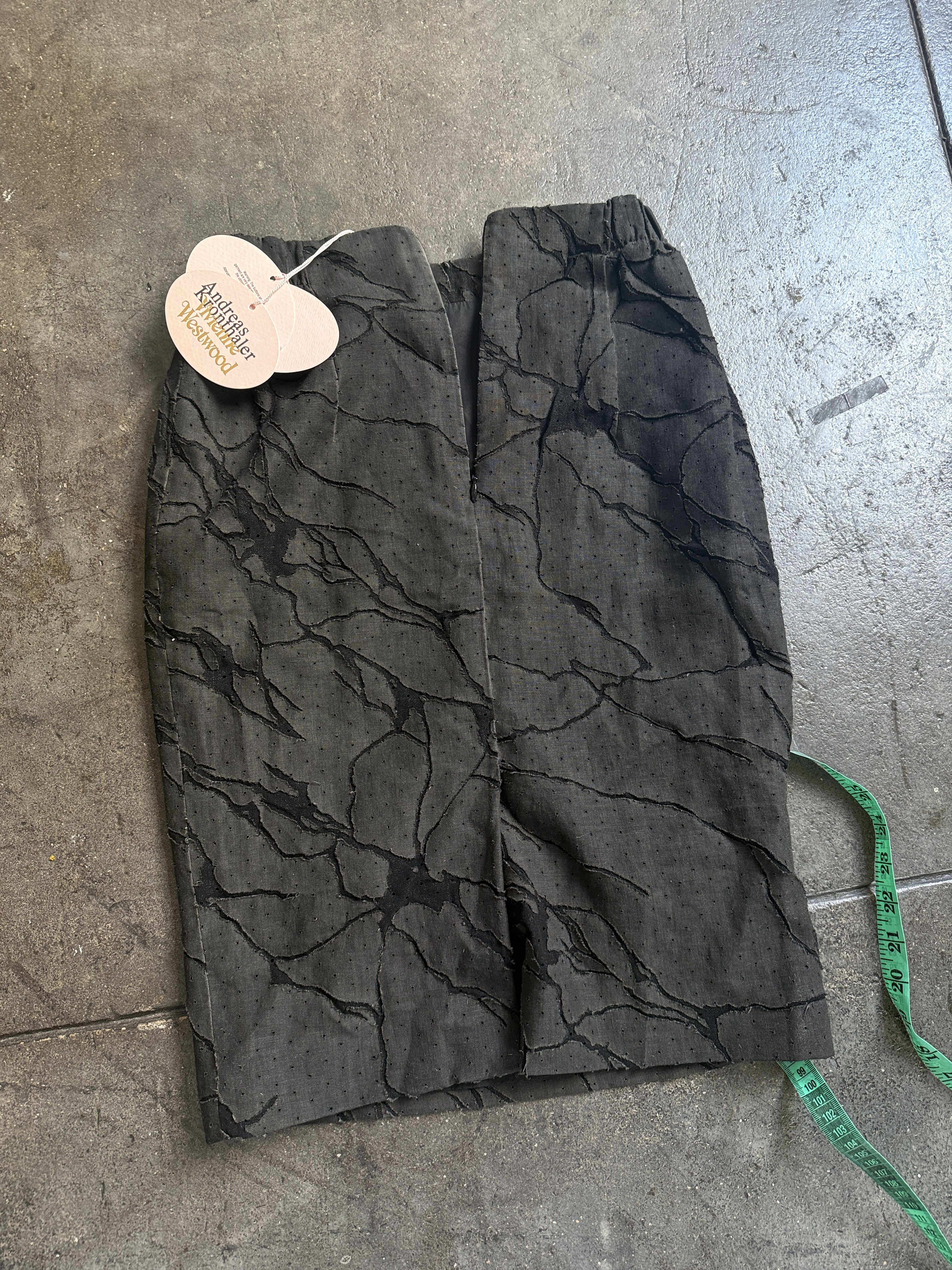 Vivienne Westwood 1,415$ 2016 Andreas Kronthaler Lazer Skirt w/ Metal Charms Size 27" / US 4 / IT 40 - 4 Thumbnail