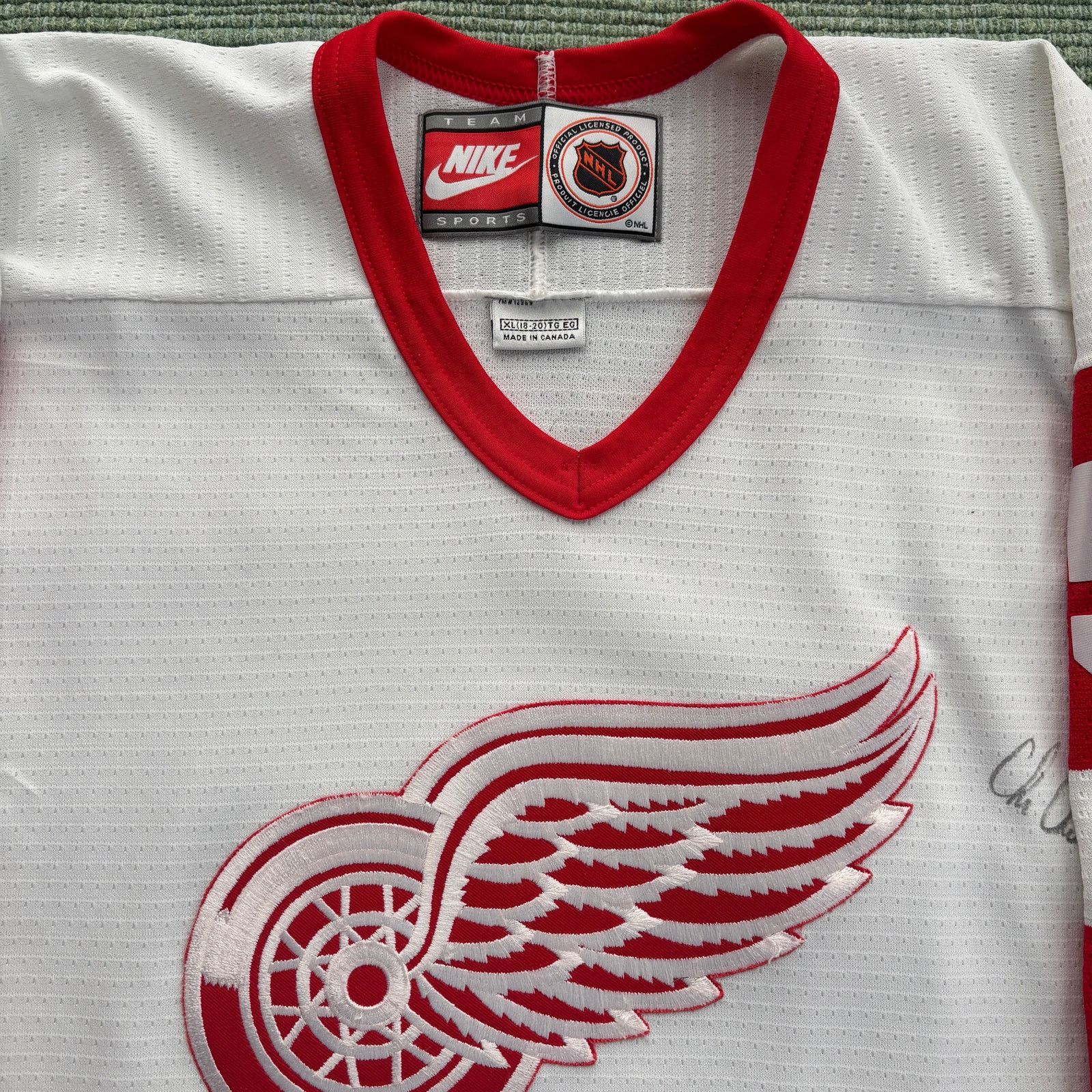NHL × Nike × Vintage Vtg Nike Nicklas Lidström Detroit Red Wings Autograph Jersey Size US M / EU 48-50 / 2 - 2 Thumbnail