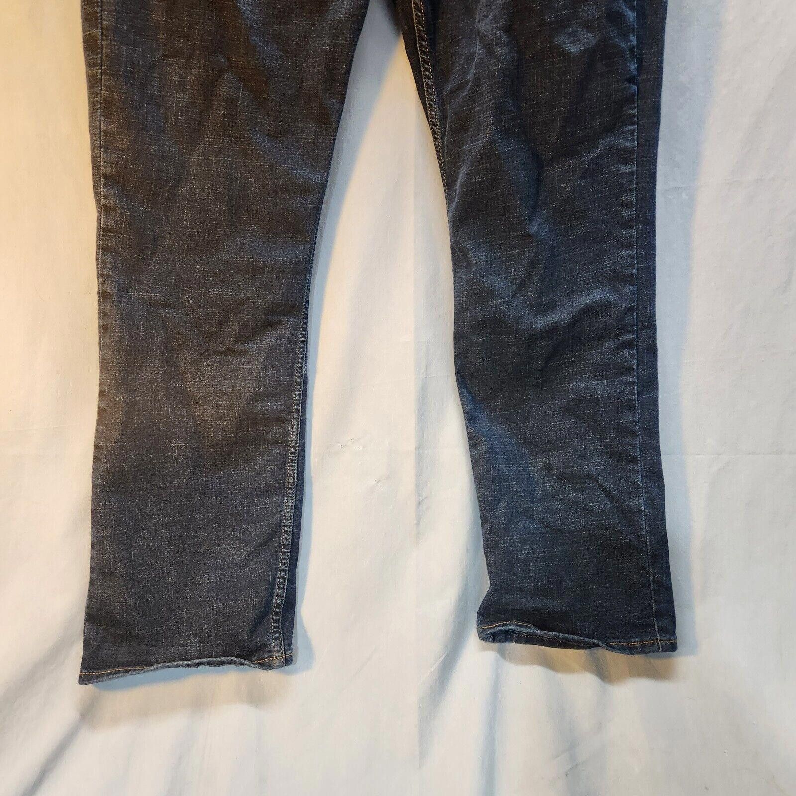Levi's Sz 38x32 Mens Jeans Denizen Levis 218 Straight Fit Size US 38 / EU 54 - 2 Thumbnail