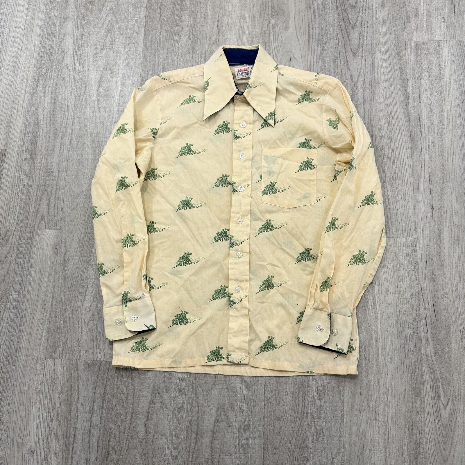 Vintage Vintage Double-It Youngbloods Shirt Mens 15 Motorcycle Print Size US L / EU 52-54 / 3 - 1 Thumbnail