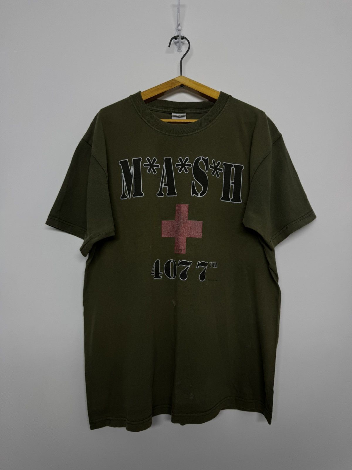Anvil Rare vintage 90 shirt movie MASH 4077 century fox film Size US M / EU 48-50 / 2 - 4 Thumbnail