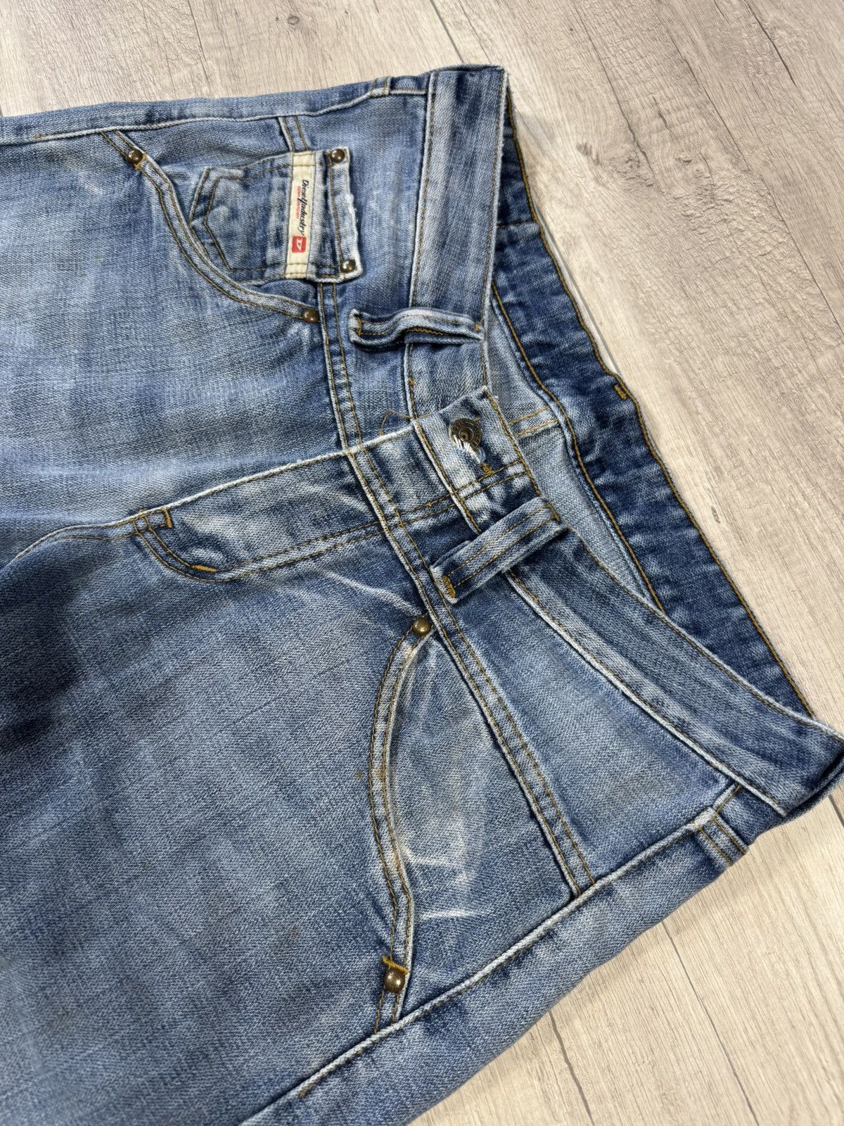 Diesel Vintage Diesel Jeans Distressed Faded Flared Wide Baggy Y2K Size US 34 / EU 50 - 6 Thumbnail