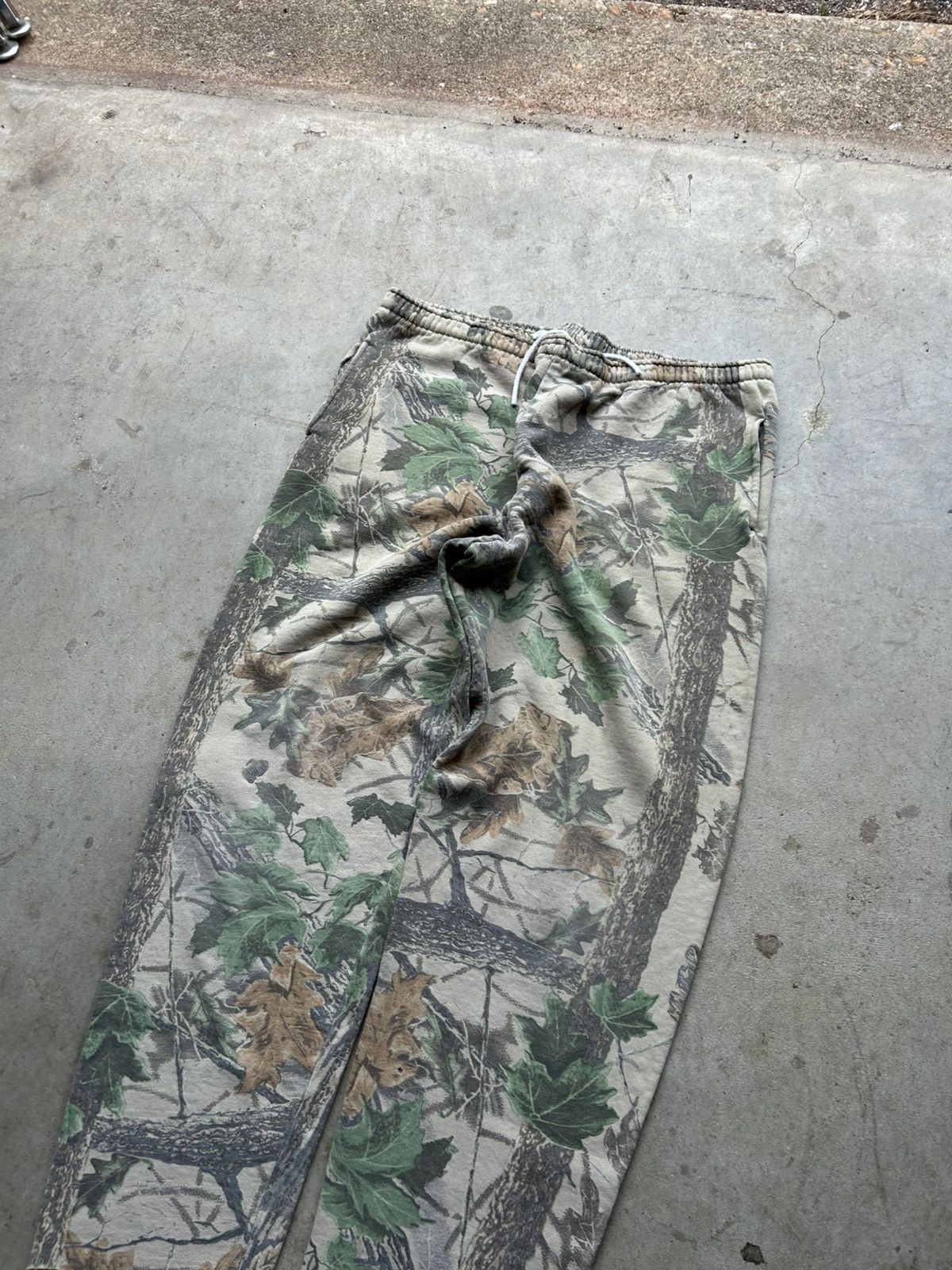 Jerzees × Realtree Vintage 90s Jerzees Outdoor Realtree Baggy Camo Sweatpants Size US 34 / EU 50 - 2 Thumbnail