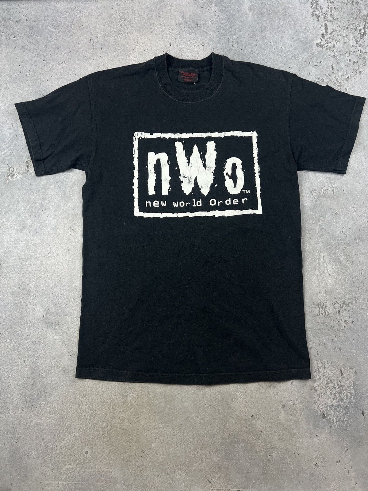 Vintage Vintage New World Order NWO t-shirt Size US M / EU 48-50 / 2 - 1 Thumbnail