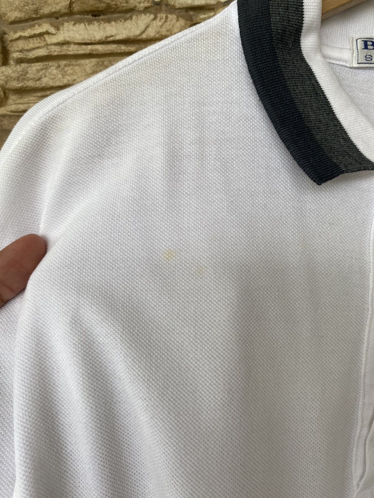 Burberry Vintage Burberry Made In England Polo Shirt Size US S / EU 44-46 / 1 - 16 Thumbnail
