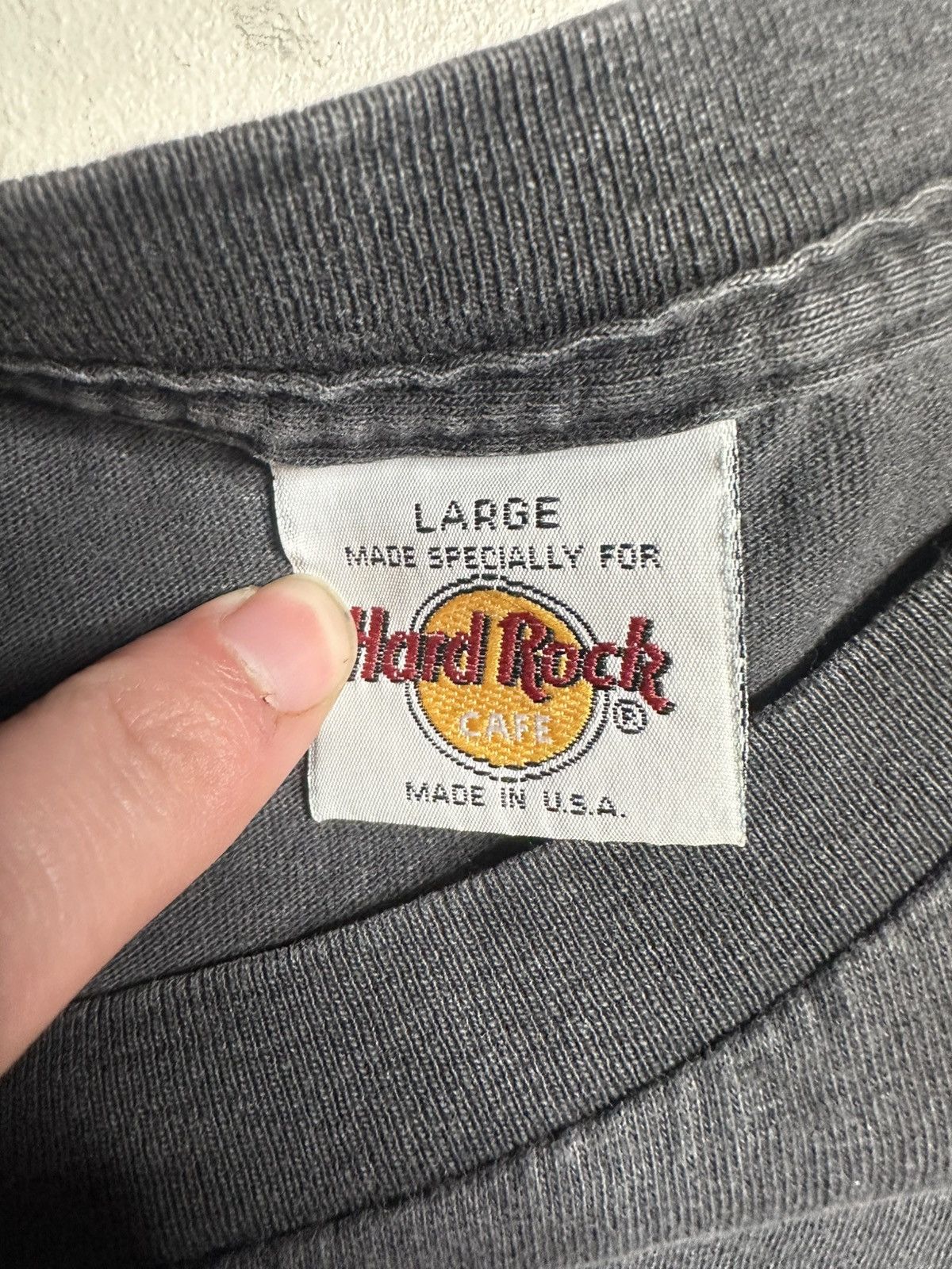 Hard Rock Cafe Vintage 90s Hard Rock Cafe Hollywood USA T Shirt w good fade Size US L / EU 52-54 / 3 - 4 Thumbnail