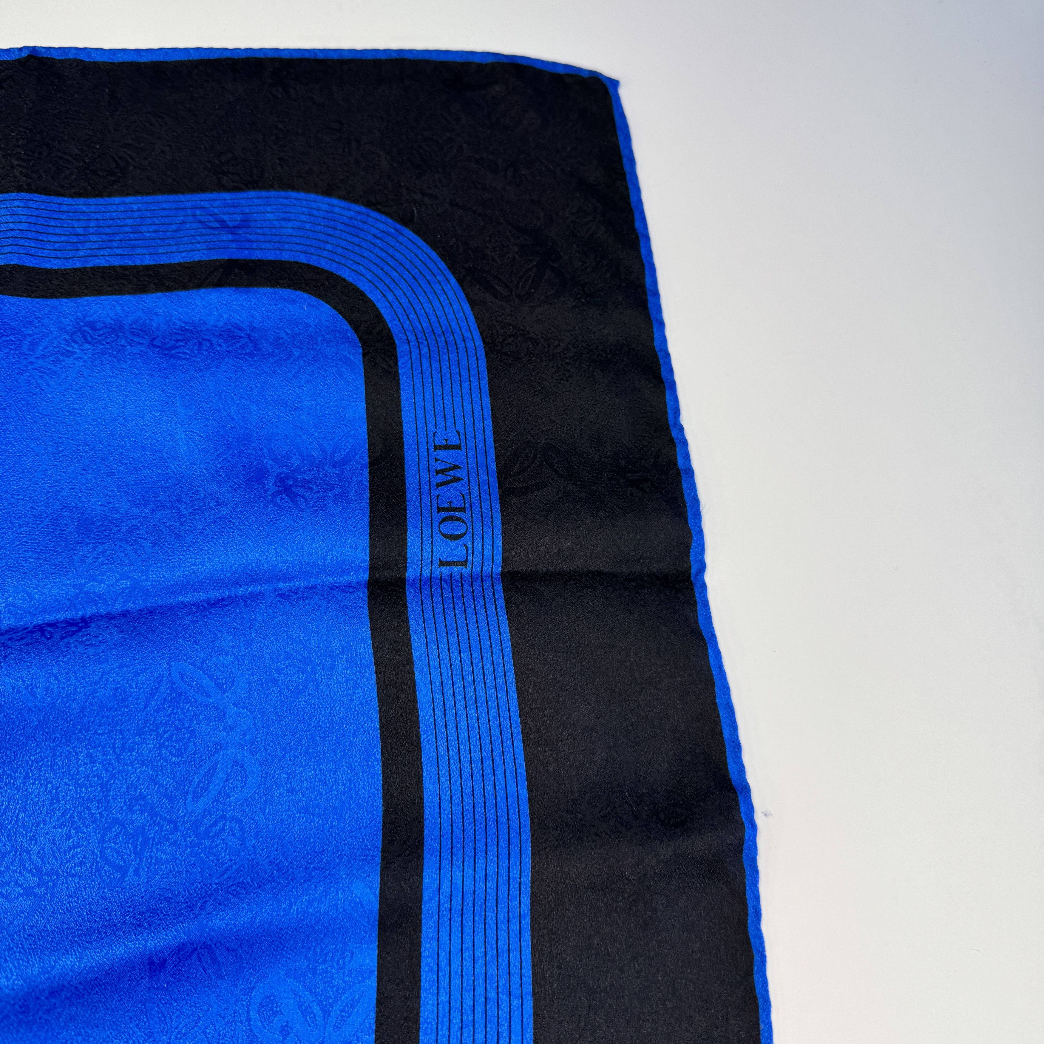 Loewe Loewe Vintage Silk Scarves Size ONE SIZE - 3 Thumbnail