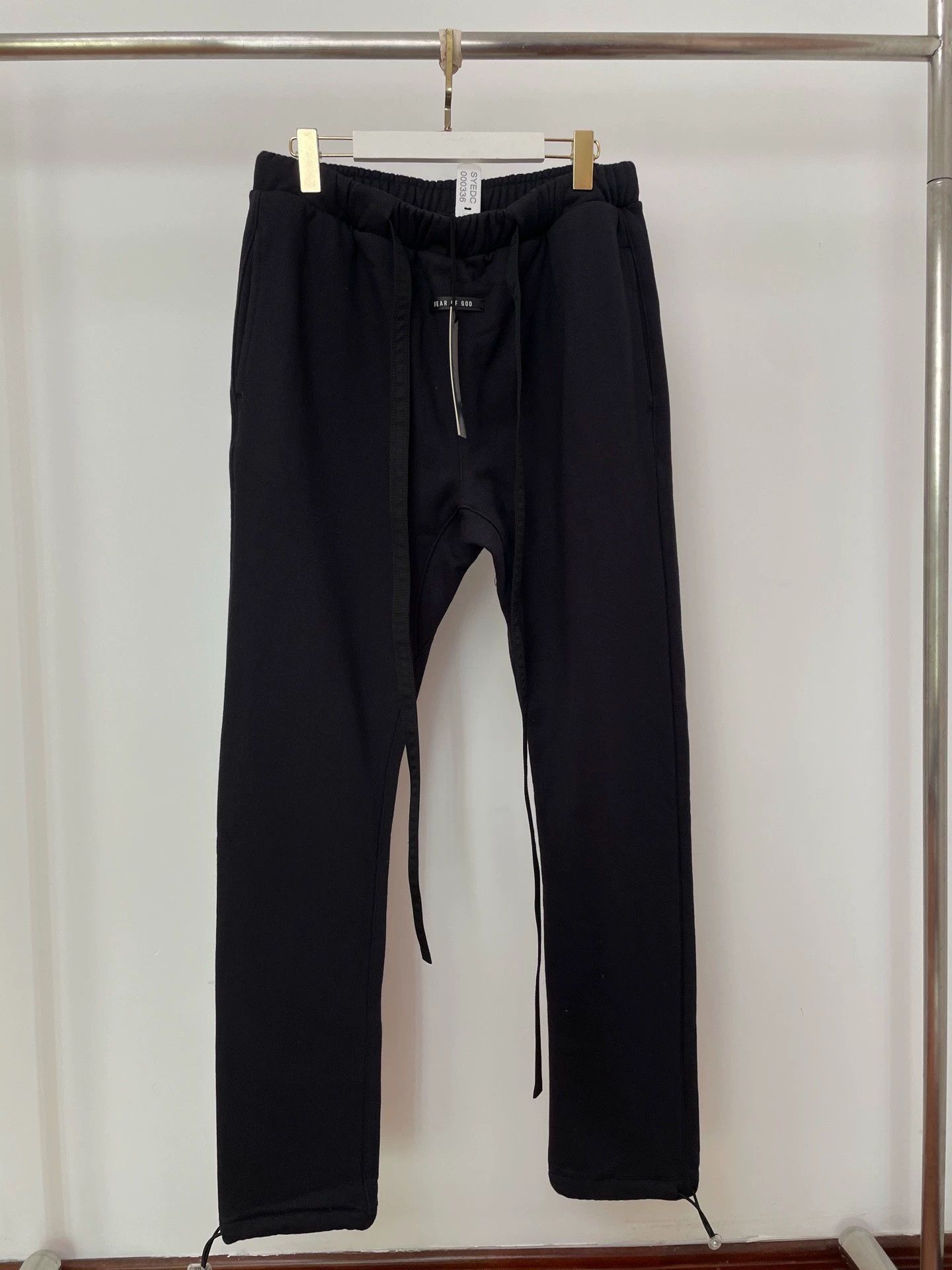 Fear of God Fear of God NWT Sweatpants M with Stretch Size US 32 / EU 48 - 1 Thumbnail