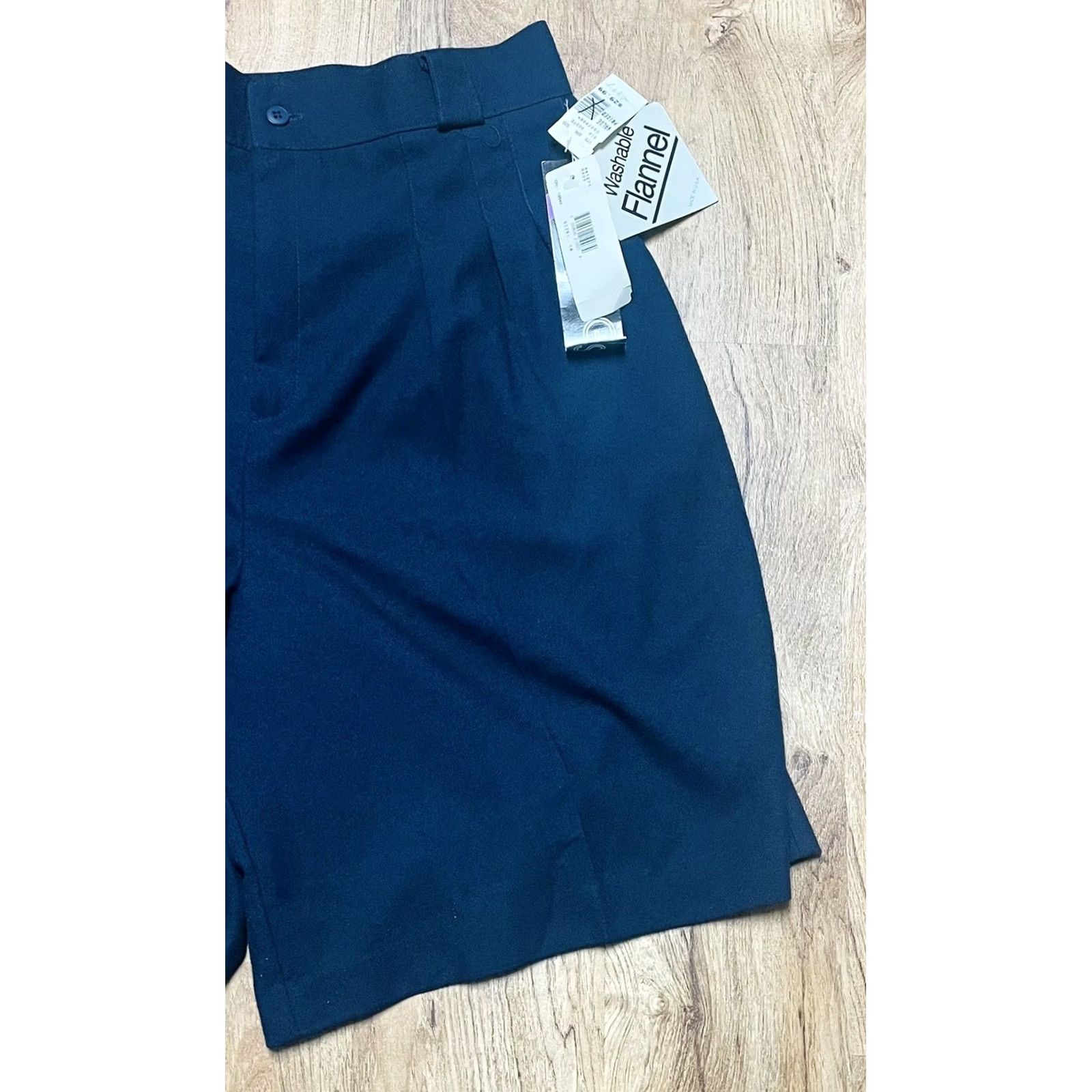 Vintage VINTAGE Briggs New York Flannel Shorts Navy Blue Sz 18 NWT Made In USA Women’s Shorts Size 40" / US 18 - 2 Thumbnail