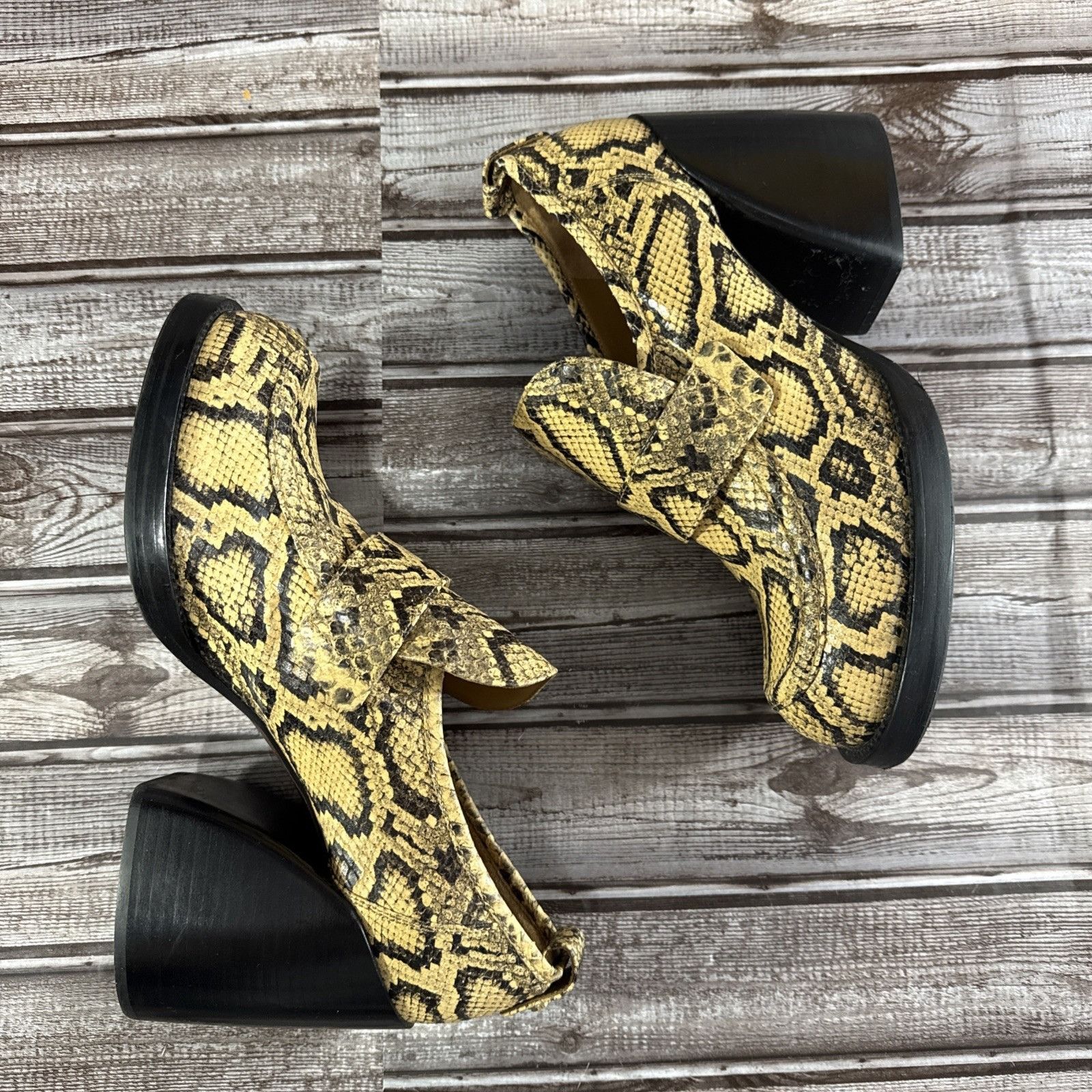 Chloe Chloe Python Pattern Leather Loafer Heel Sz EU 39.5 US 9.5 B Size US 9.5 / IT 39.5 - 6 Thumbnail