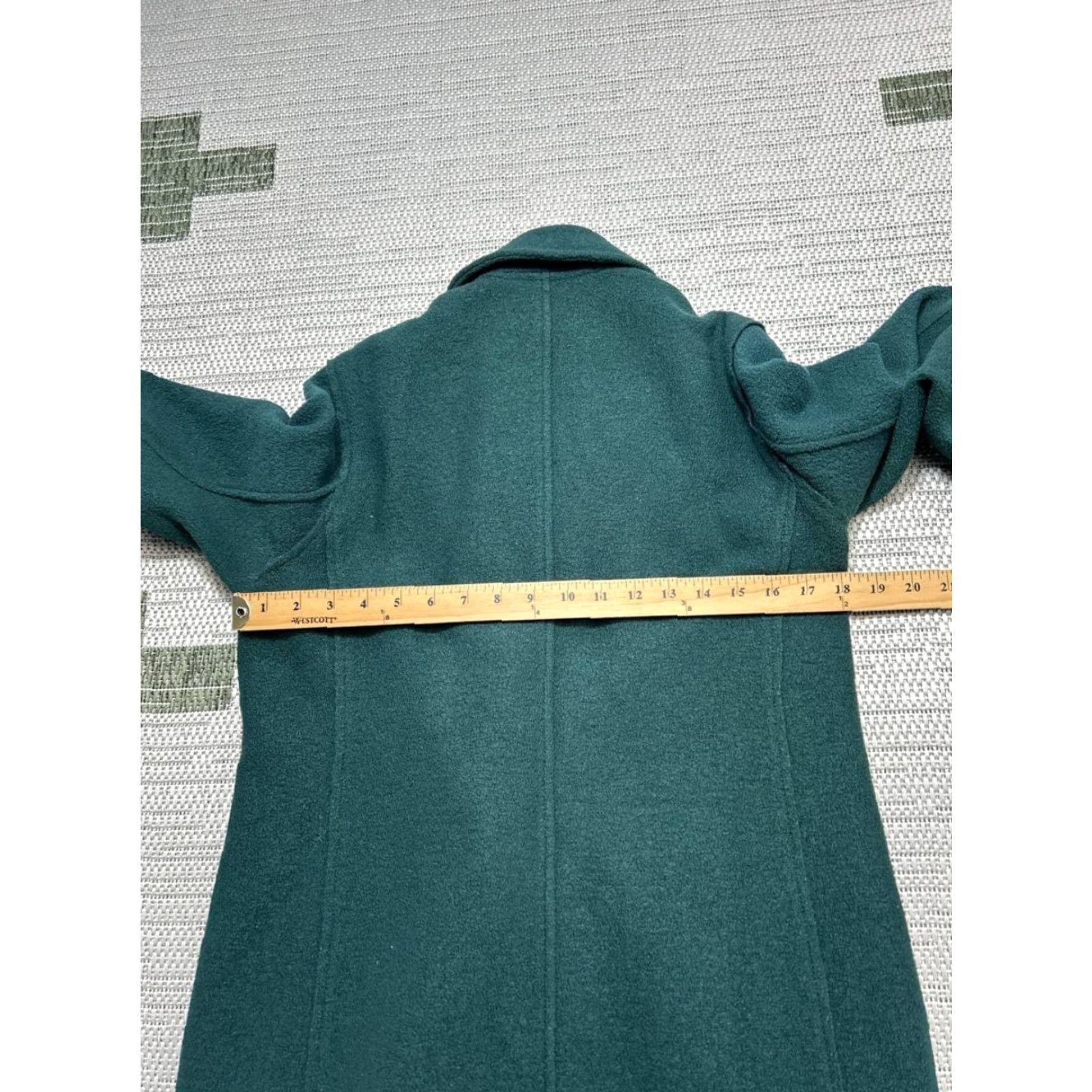 J.Crew J.CREW Overcoat Womens 2 Petite Green Wool Coat, Tweed, Button Closure, Long Sleeve, Dry Clean Only, Winter, Fall, Regular Fit, Green, Womens Size XS / US 0-2 / IT 36-38 - 7 Thumbnail