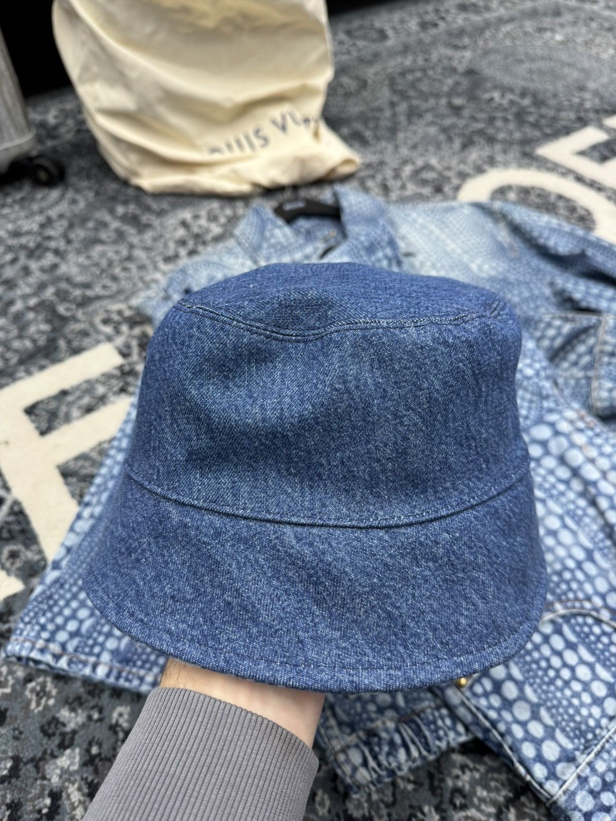 Louis Vuitton × Yayoi Kusama Louis Vuitton YK reversible all over dots bucket hat Size ONE SIZE - 8 Thumbnail