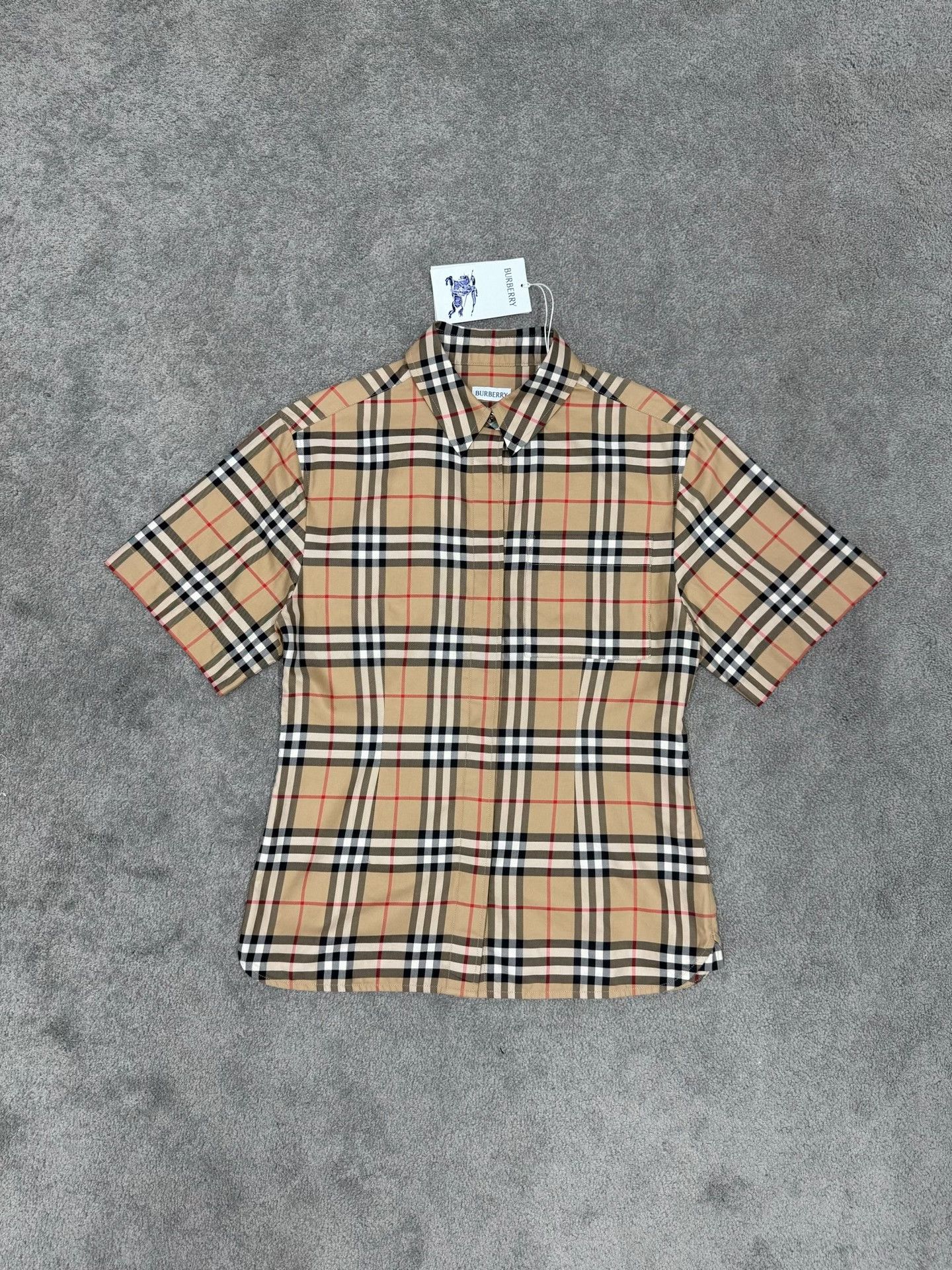 Burberry Burberry Iconic Check Short-Sleeve Shirt Size S / US 4 / IT 40 - 1 Thumbnail
