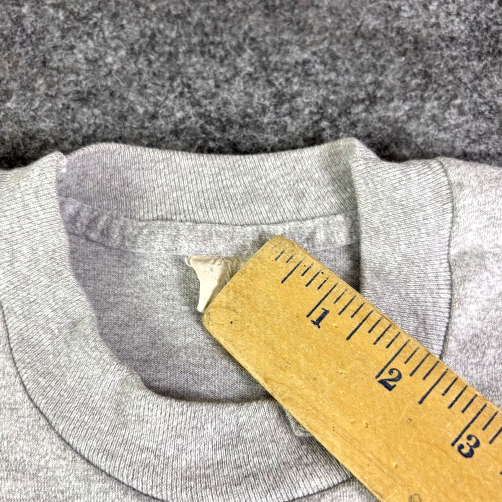 Vintage VINTAGE Georgetown Hoyas University T Shirt Heather Gray Bulldog Graphic Small Mens Short Sleeve 1990s Graphic Tee Cotton Blend United States Size US S / EU 44-46 / 1 - 5 Thumbnail