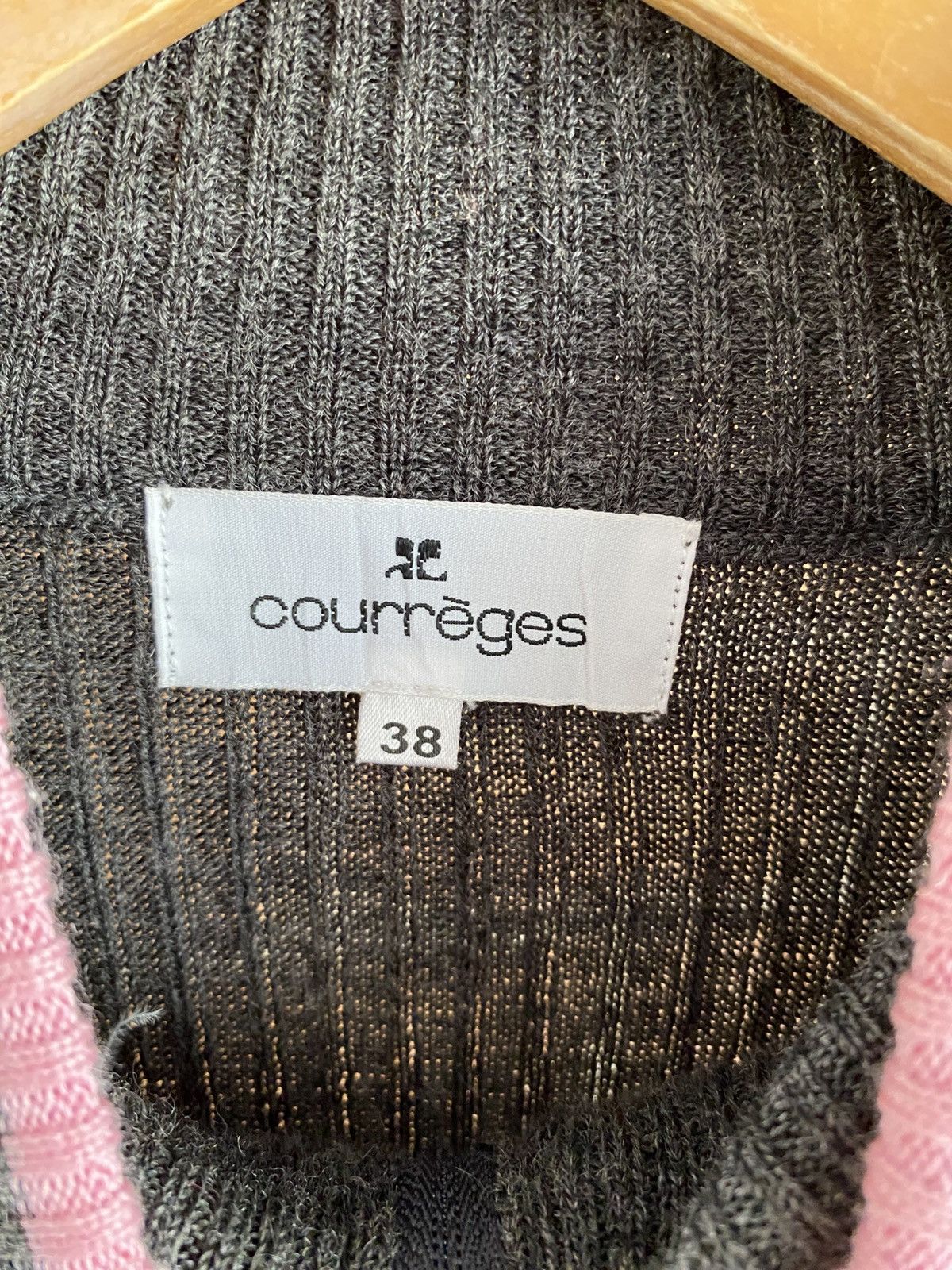 Courreges Courrèges Charcoal Ribbed Zip-Up Cardigan with Pink Trim. Size XS / US 0-2 / IT 36-38 - 10 Thumbnail