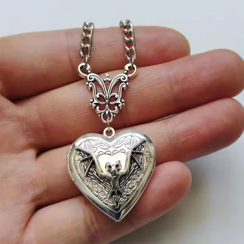 Jewelry Bat Heart Pendant Necklace Size ONE SIZE - 1 Thumbnail