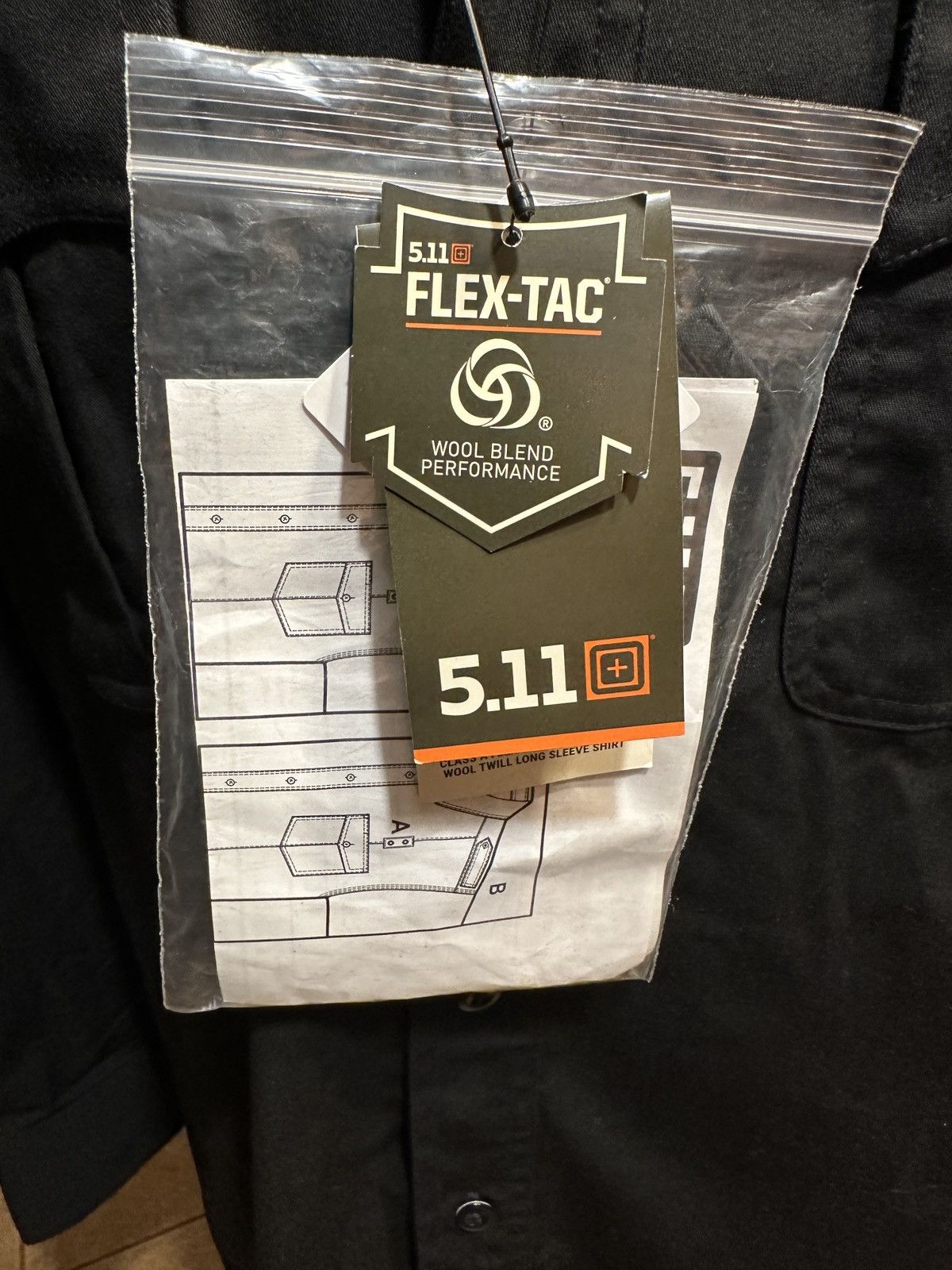 5.11 New 5.11 Tactical Men's XL Black Long Sleeve Zipper Flex-Tac Size US XL / EU 56 / 4 - 4 Thumbnail
