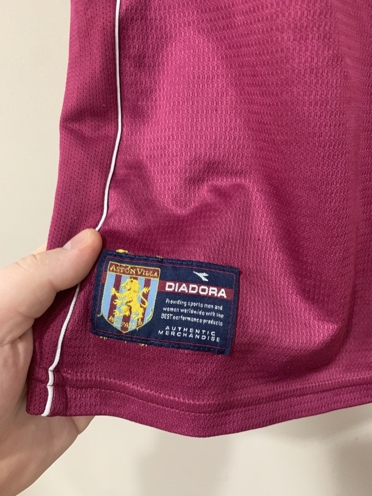 Diadora Aston Villa Vintage Football Shirt Diadora Soccer Jersey M Size US M / EU 48-50 / 2 - 7 Thumbnail