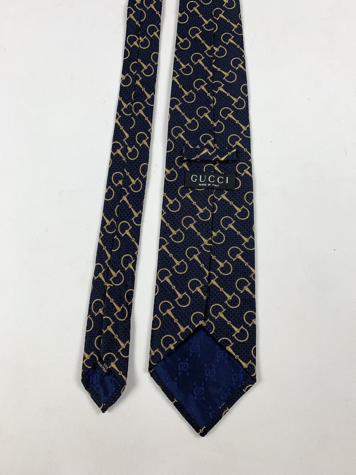 Gucci Vintage Gucci Silk Navy Blue Tie Size ONE SIZE - 12 Thumbnail