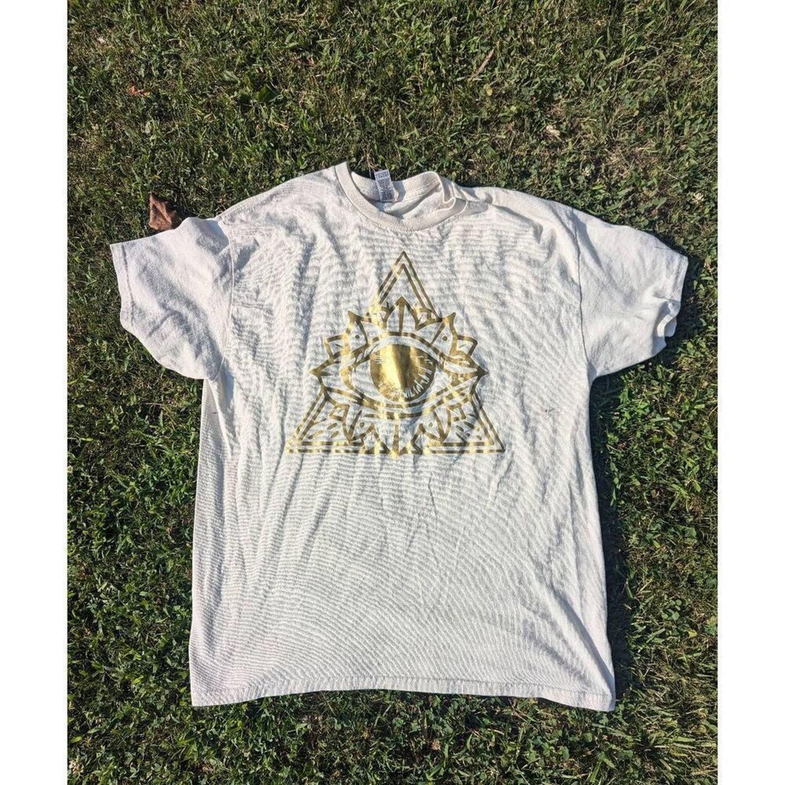 Gildan Gold Evil Eye Pyramid 100% Cotton Tee Shirt Size US L / EU 52-54 / 3 - 1 Thumbnail