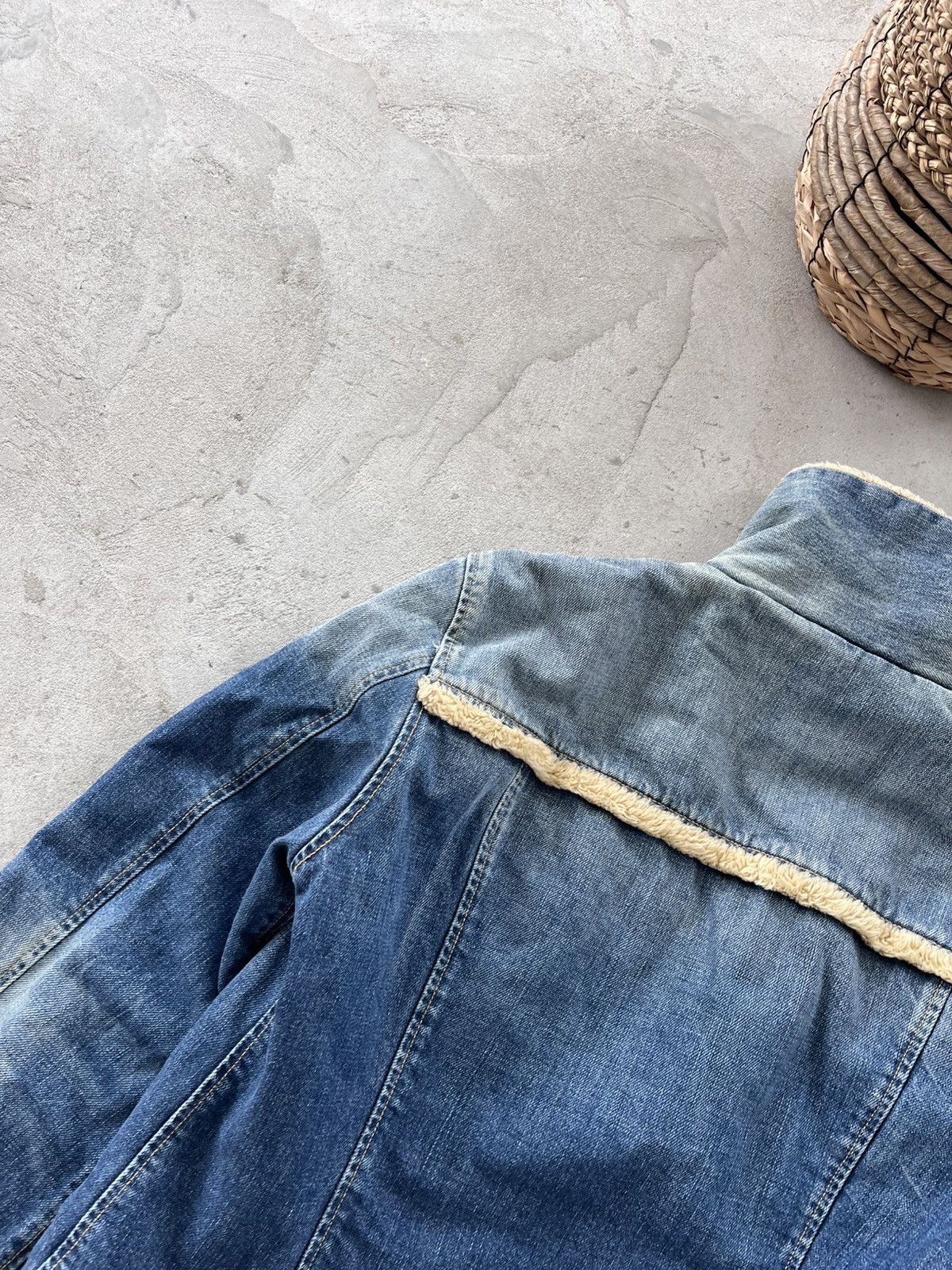 Levi's Vintage Levis Washed Denim Sherpa Bomber Jacket Avantgarde Size L / US 10 / IT 46 - 15 Thumbnail