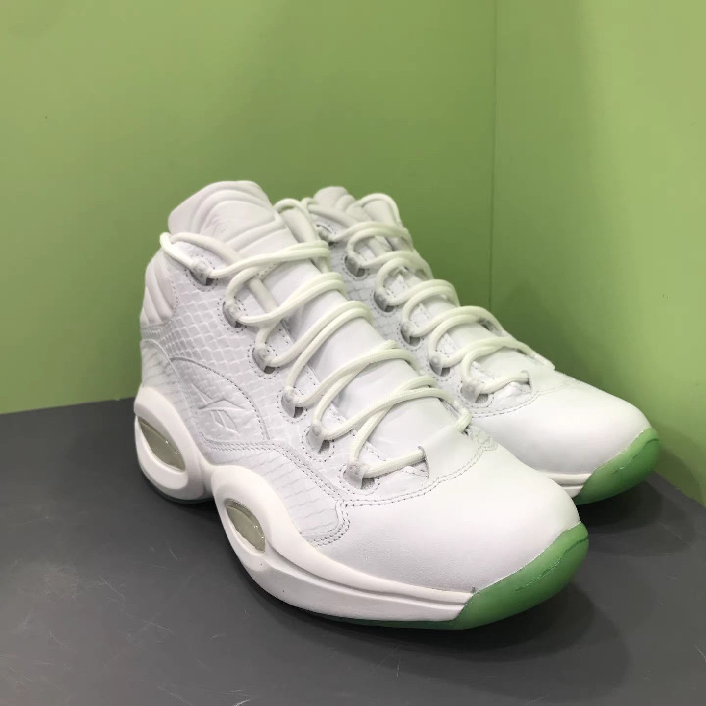 Reebok Reebok Question Basketball Shoes K15 Size US 9.5 / EU 42-43 - 3 Thumbnail