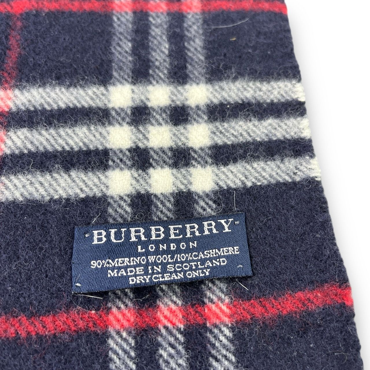 Burberry Burberry Scarf / Muffler / Neckwear T509 Size ONE SIZE - 5 Thumbnail