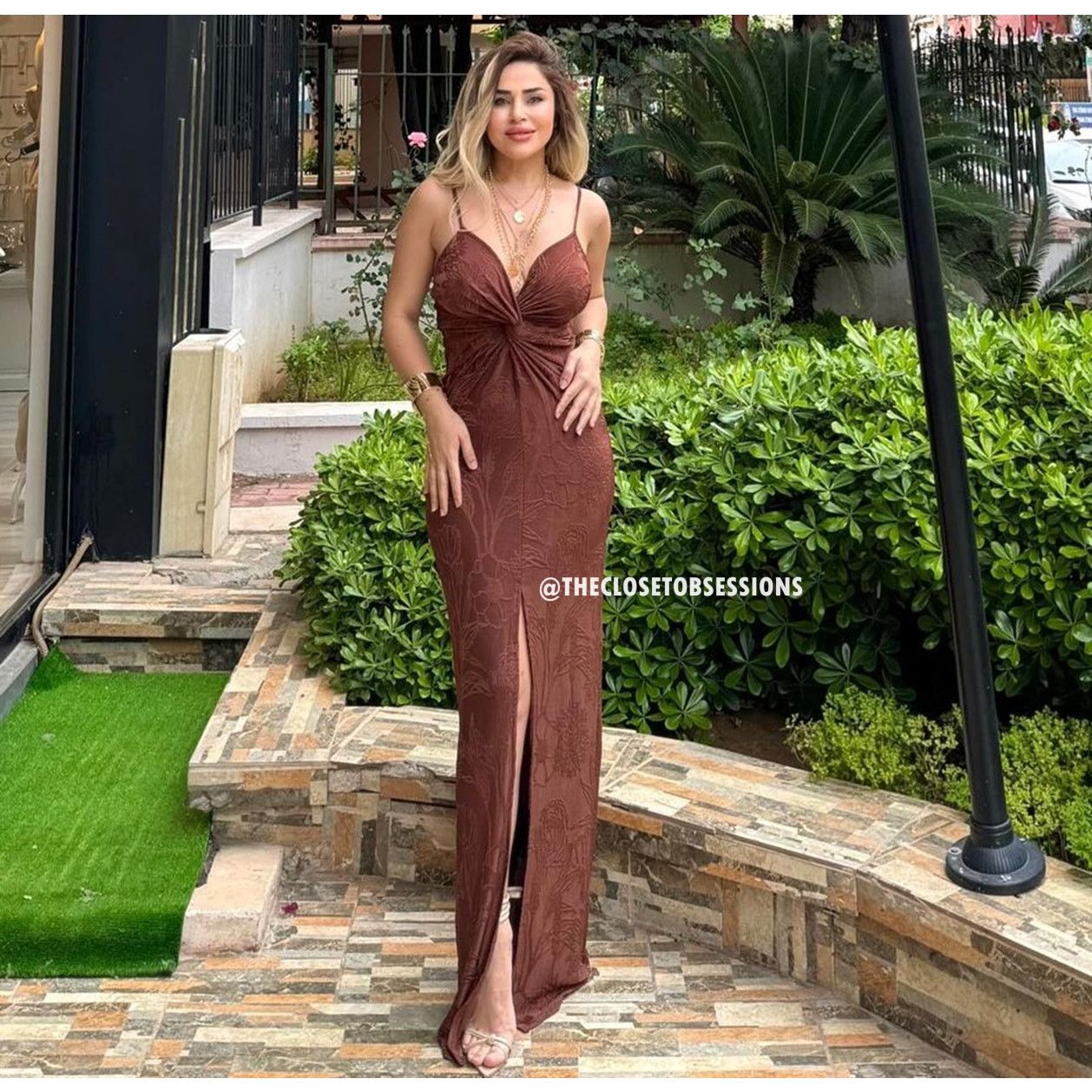 Mango BLOGGER FAVE!!! MANGO V-Neck Embroidered Maxi Dress Size M / US 6-8 / IT 42-44 - 7 Thumbnail