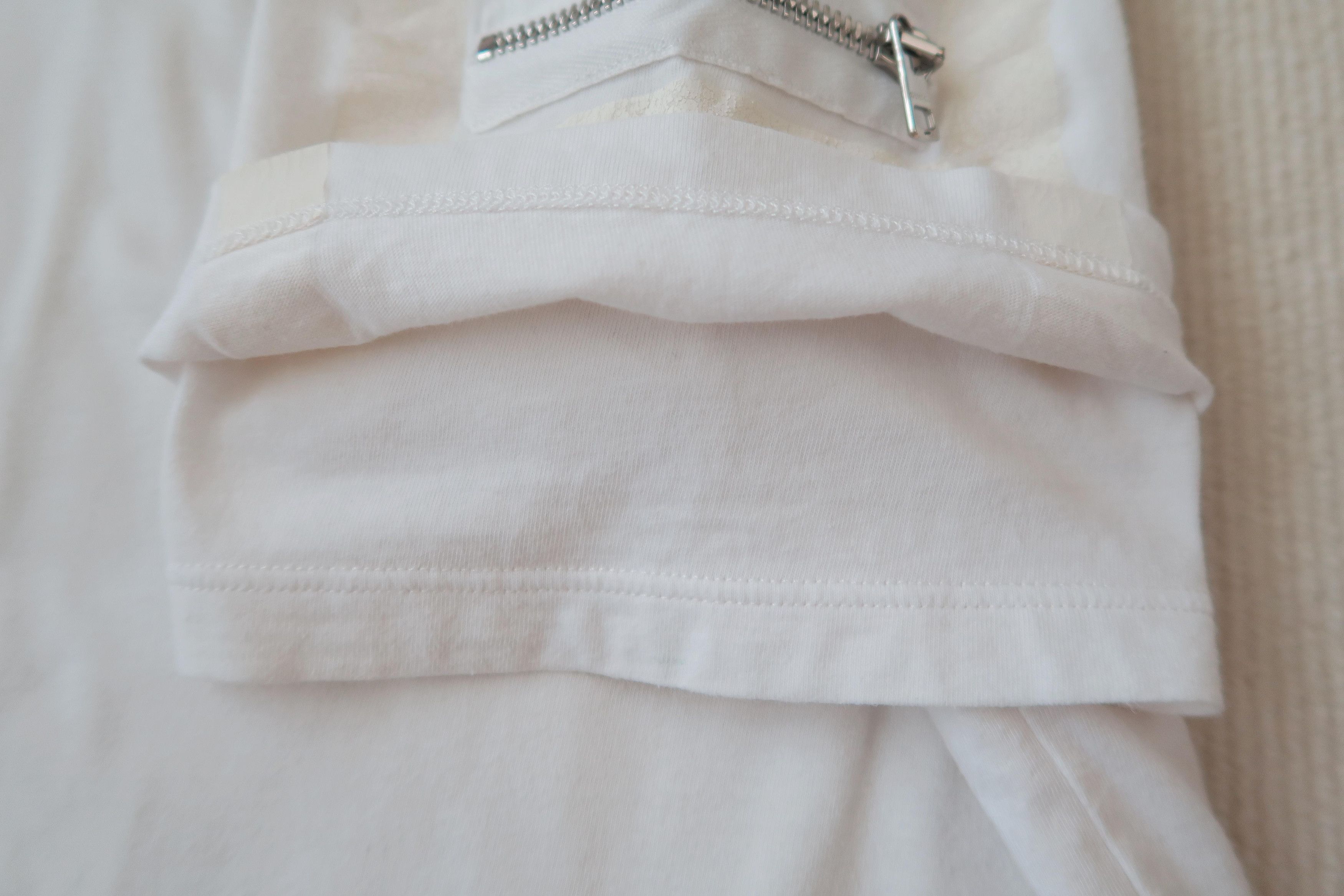 Gucci Gucci Double Layer Zipped Sleeve Pocket T-Shirt Size US XL / EU 56 / 4 - 6 Thumbnail