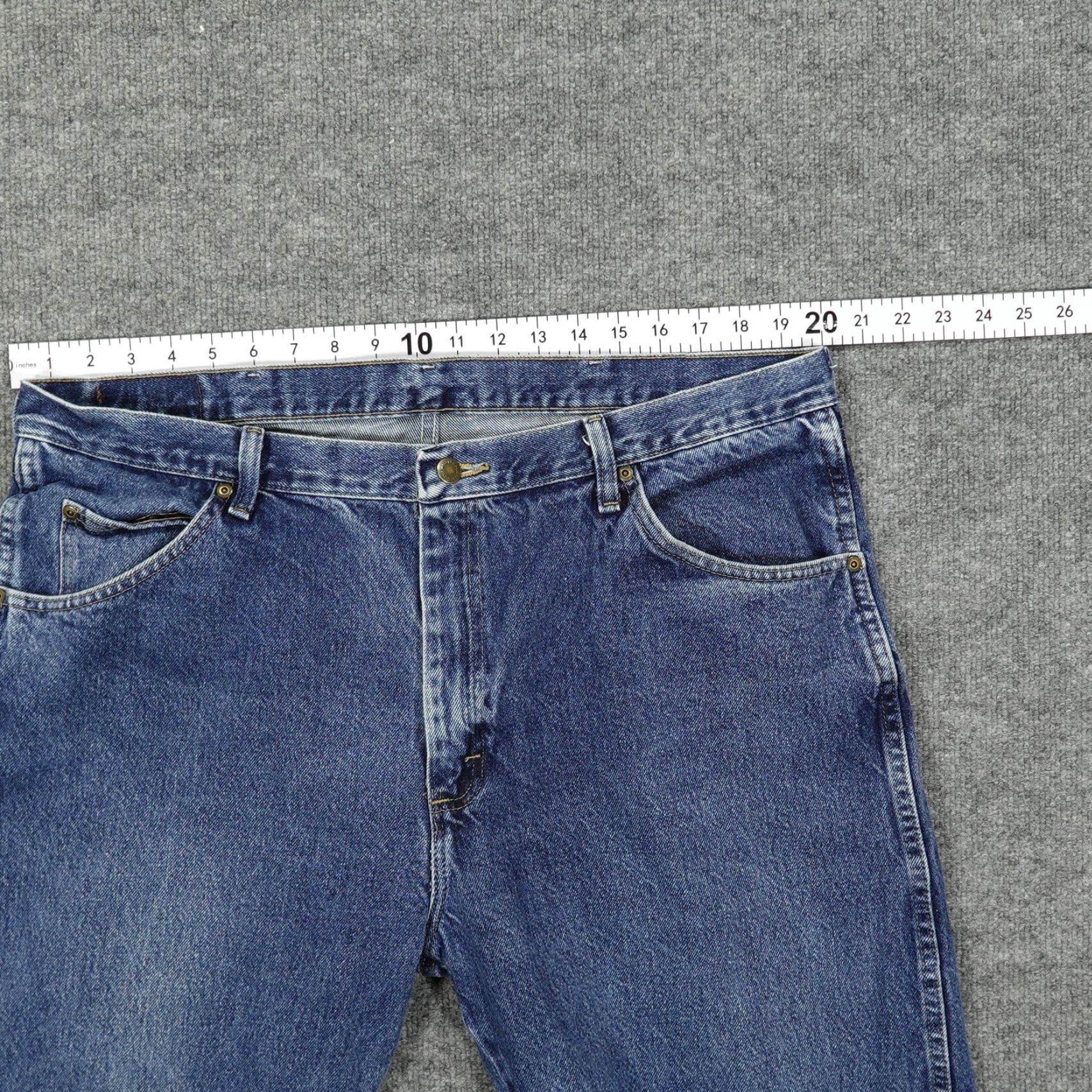 Wrangler Wrangler Jeans Mens 40x30 Blue Regular Fit Straight Leg Denim Medium Wash Size US 40 / EU 56 - 3 Thumbnail