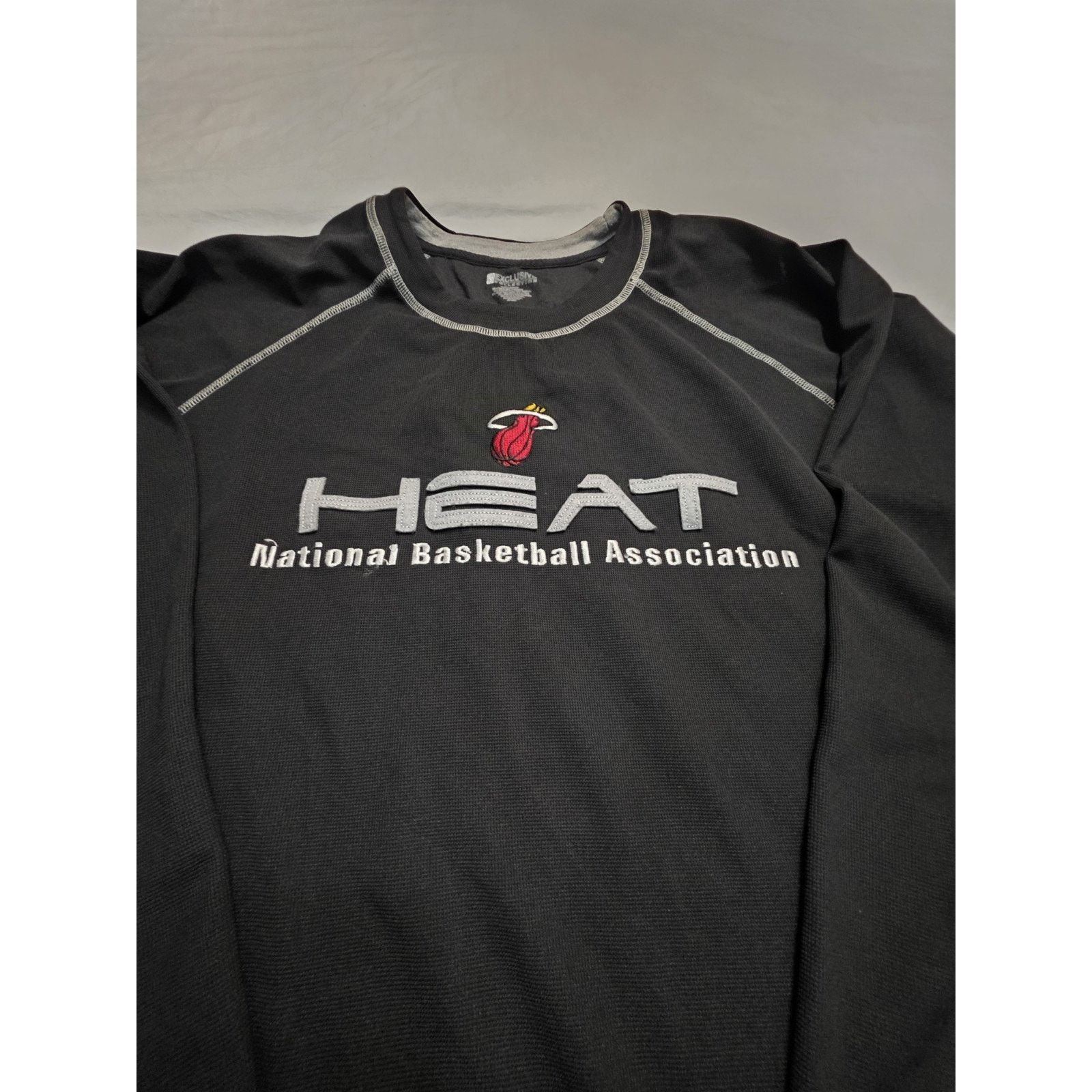 Other Miami Heat Men's Size Xl Long sleeve Black Shirt Size US XL / EU 56 / 4 - 1 Thumbnail
