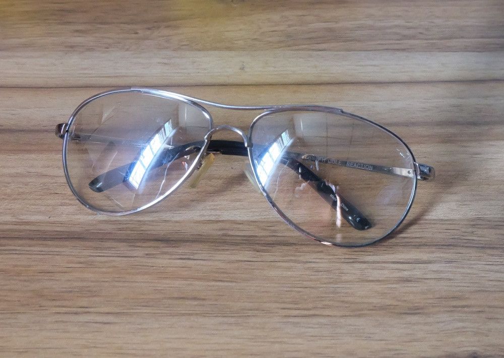 Kenneth Cole Kenneth Cole Reaction KC1070 Sunglasses Size ONE SIZE - 1 Thumbnail