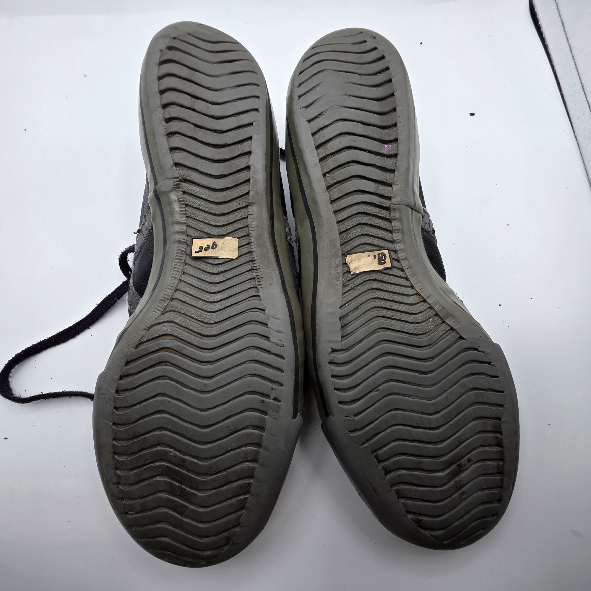 Onitsuka Tiger Onitsuka Tiger Rotation 77 Mens Size 10 Black Sneaker Shoes Size US 10 / EU 43 - 8 Thumbnail