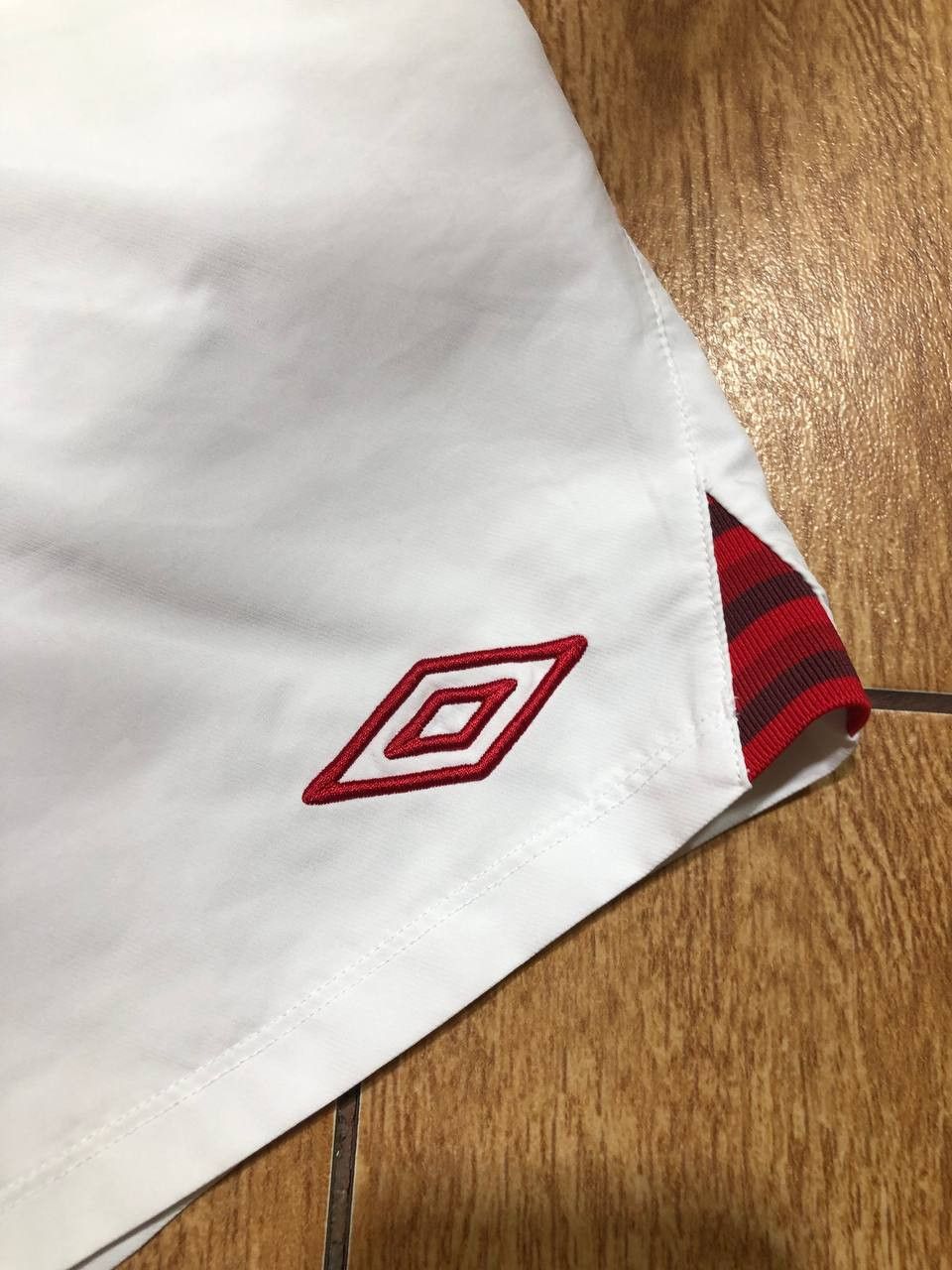 Umbro UMBRO ENGLAND Men’s Elastic Waist Shorts Casual Fit Size US 32 / EU 48 - 4 Thumbnail